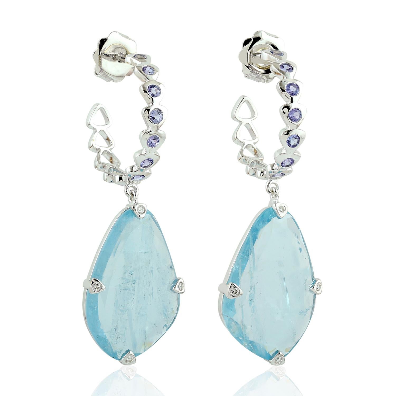 Sliced Aquamarine with Tanzanite Hoop Earring In New Condition In New York, NY