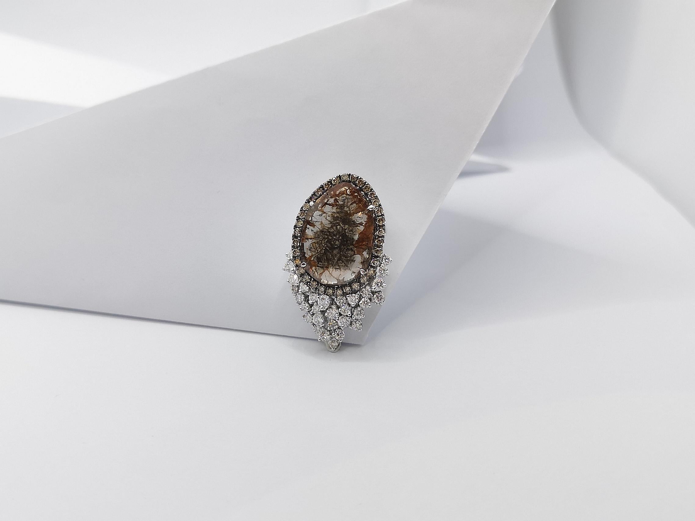 Ciondolo con diamante a fette, diamante marrone e diamante incastonato in oro bianco 18 carati In condizioni Nuovo in vendita a Bangkok, TH