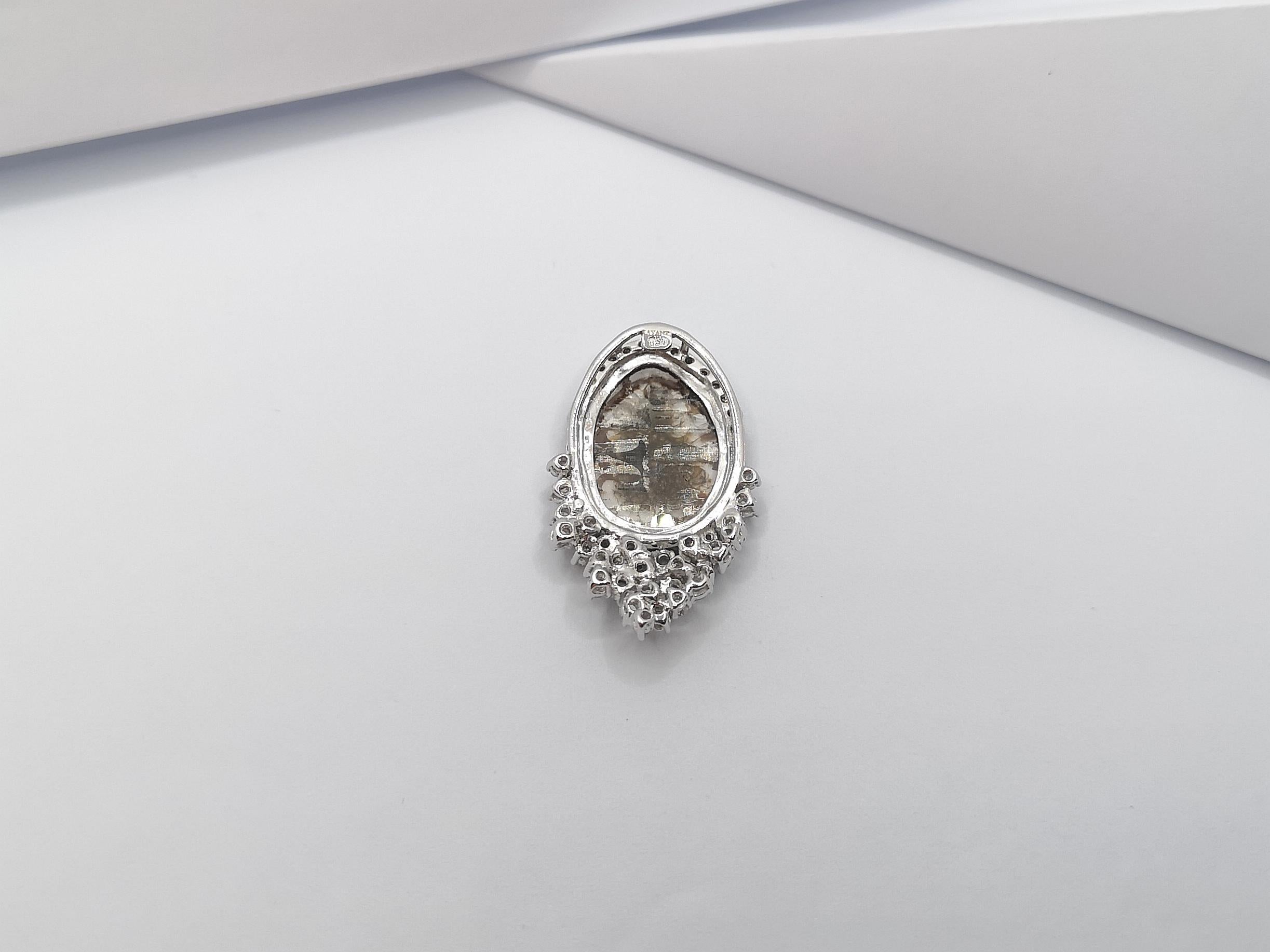 Ciondolo con diamante a fette, diamante marrone e diamante incastonato in oro bianco 18 carati in vendita 1