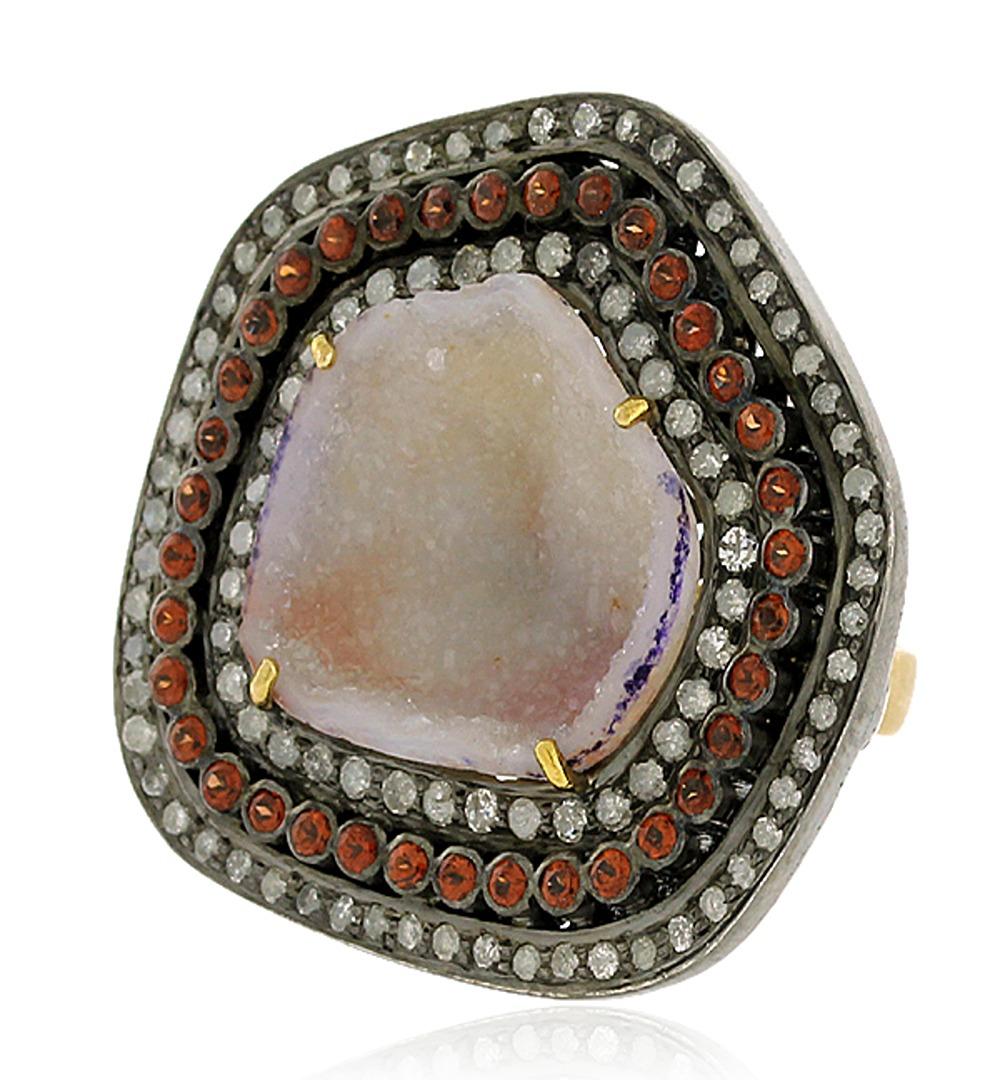 Sliced Geode Cocktail Ring Accented with Garnet & Diamonds in Pave Setting In New Condition For Sale In New York, NY
