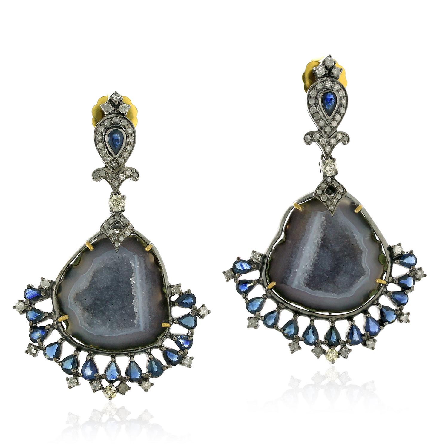 Sliced Geode Dangle Earrings With Sapphire & Diamonds Made In 18k Gold & Silver  In New Condition For Sale In New York, NY