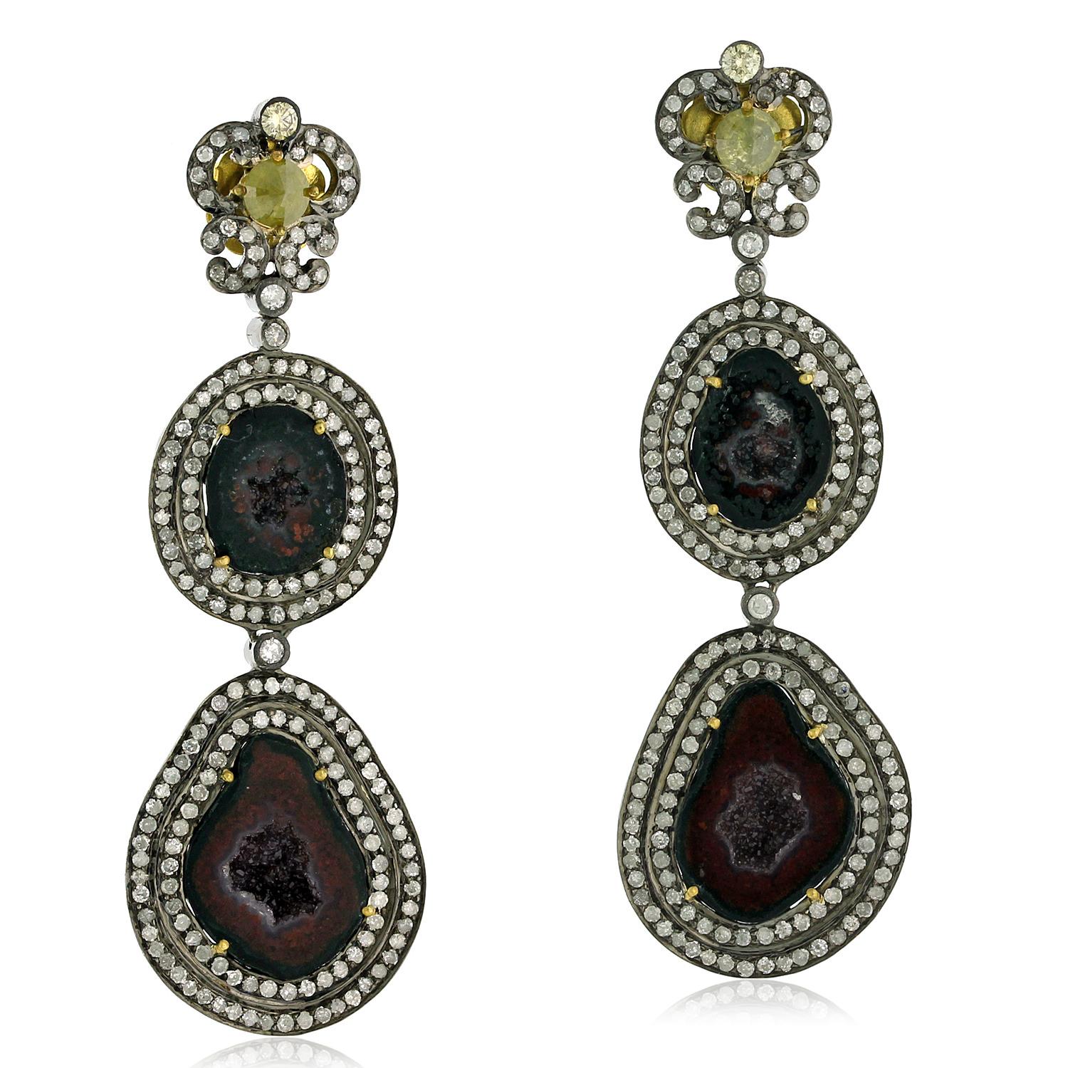 Sliced Geode Earrings With Pave & Ice Diamonds Made In 18k Gold & Silver In New Condition For Sale In New York, NY