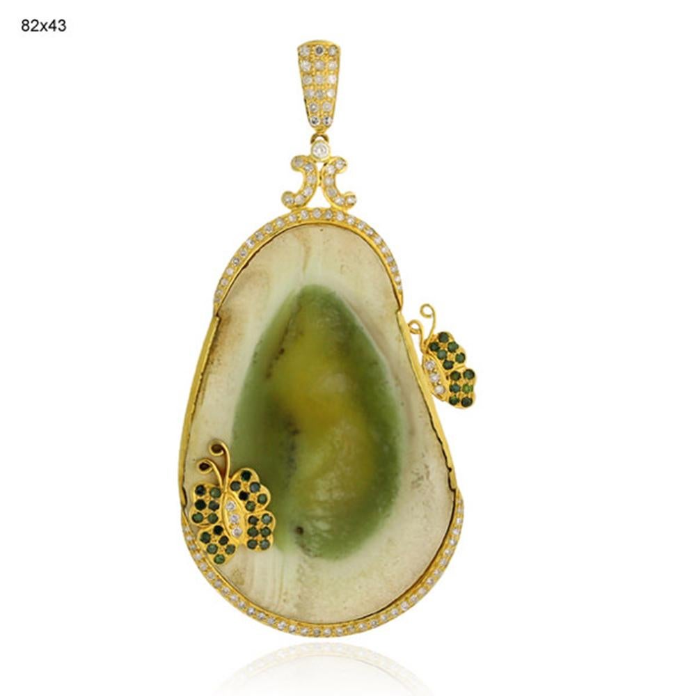 Mixed Cut Sliced Jasper Pendant with Butterfles Made in 18k Yellow Gold with Diamond For Sale