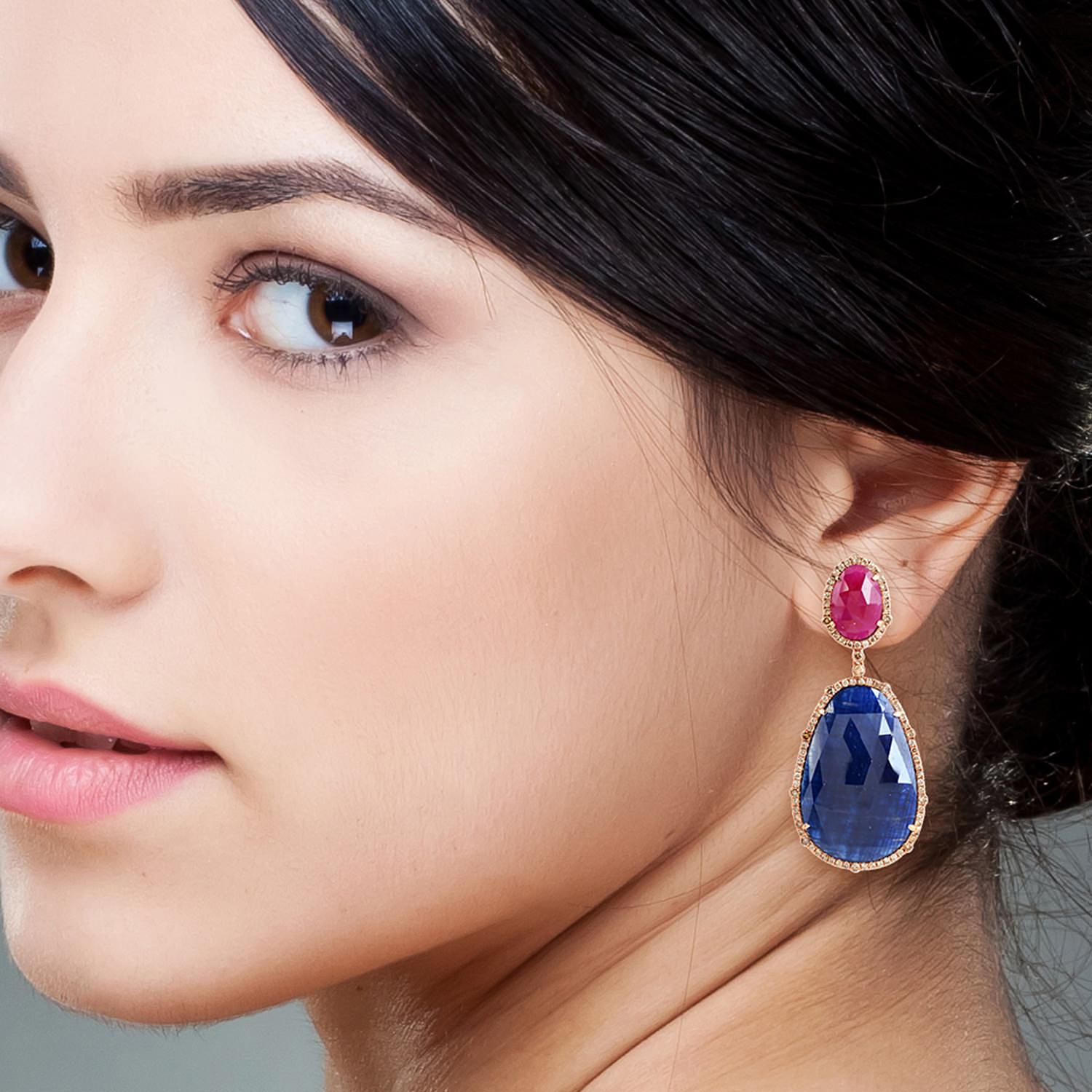 Artisan Sliced Ruby and Sapphire Earring Set In 18k Gold with Diamonds For Sale