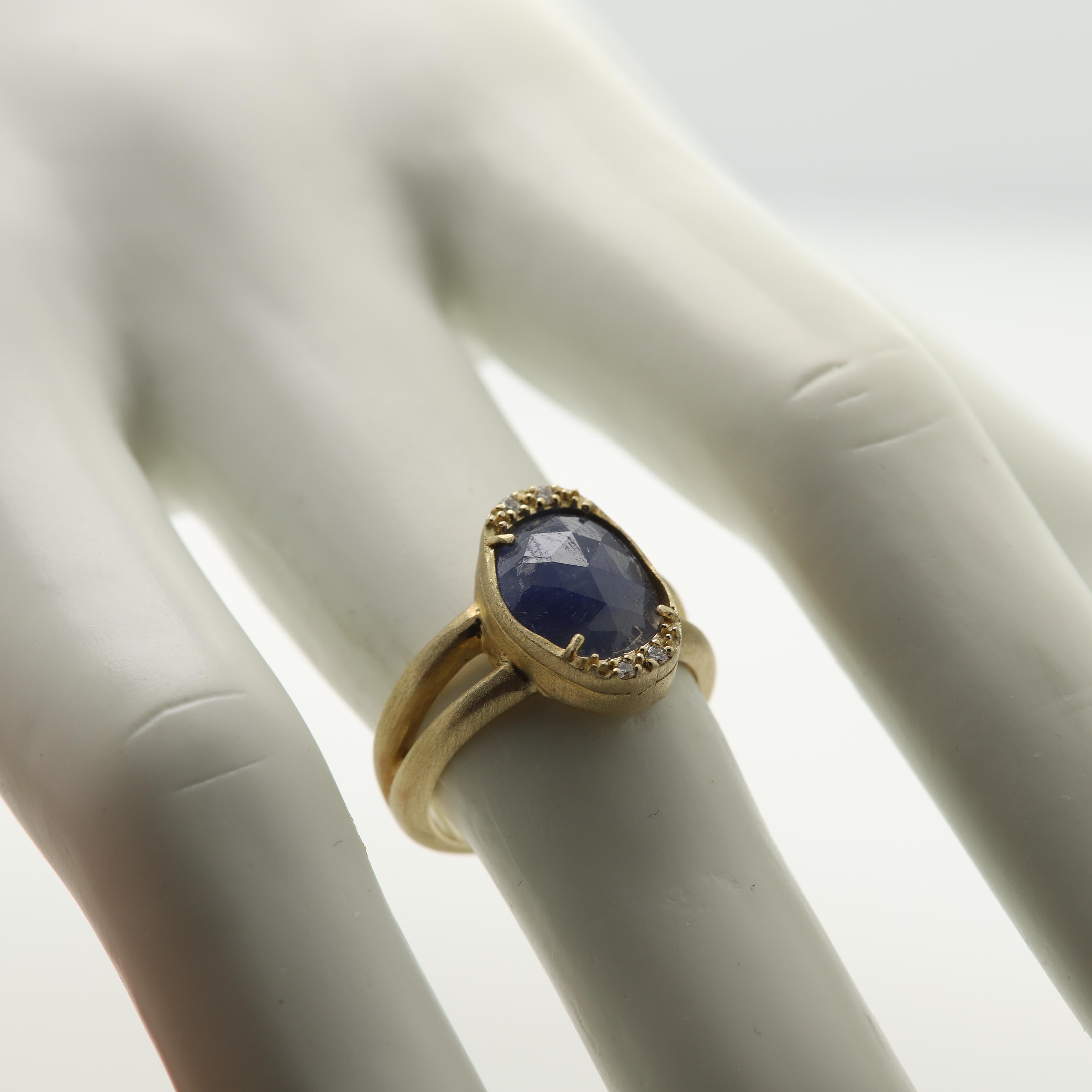 Sliced Sapphire Ring 18 Karat & Diamonds Vintage Blue Sapphire Gold Ring 2