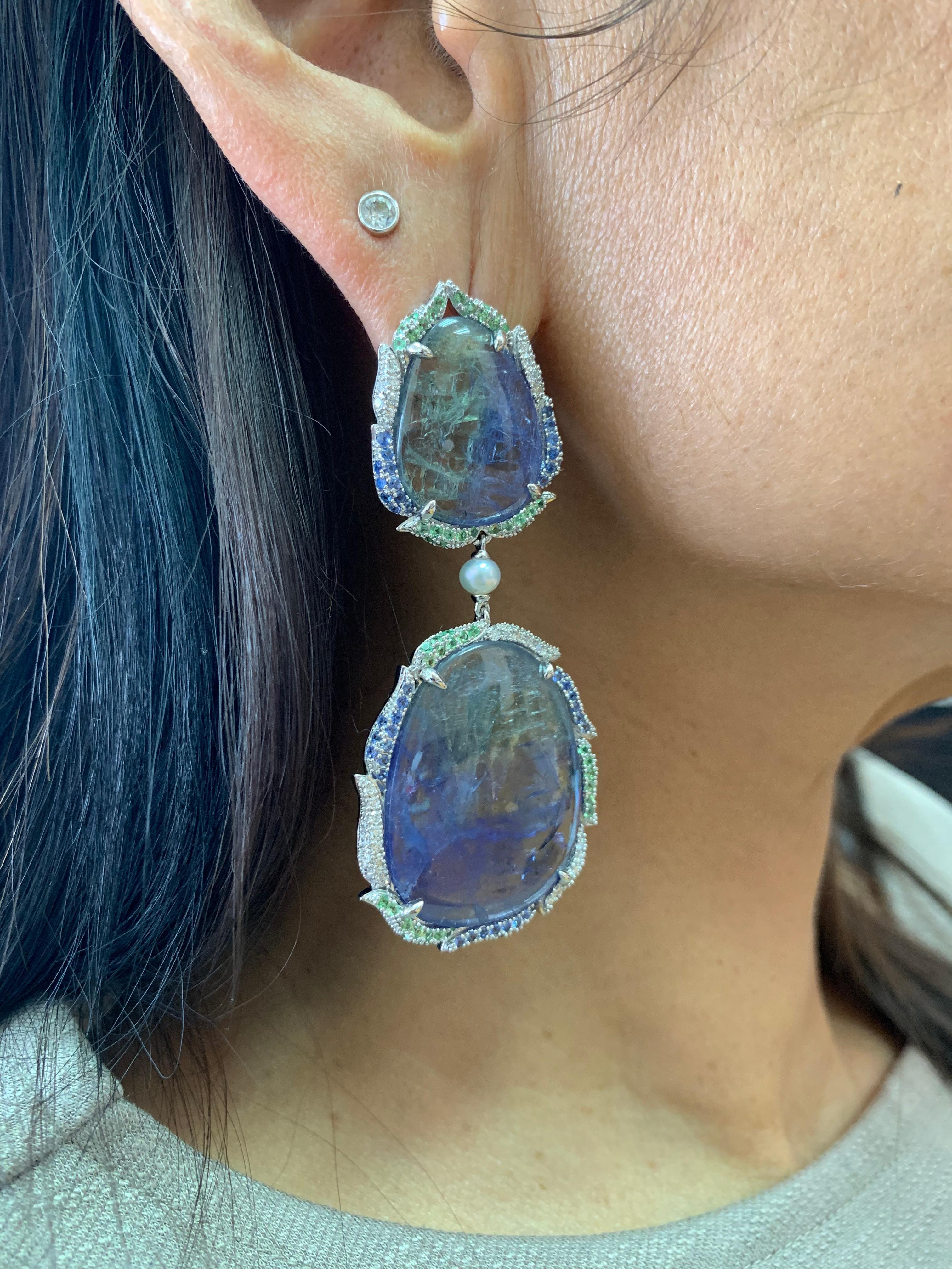 Modern Sliced Tanzanite Earrings with Gemstone & Diamond in 18 Karat White Gold For Sale