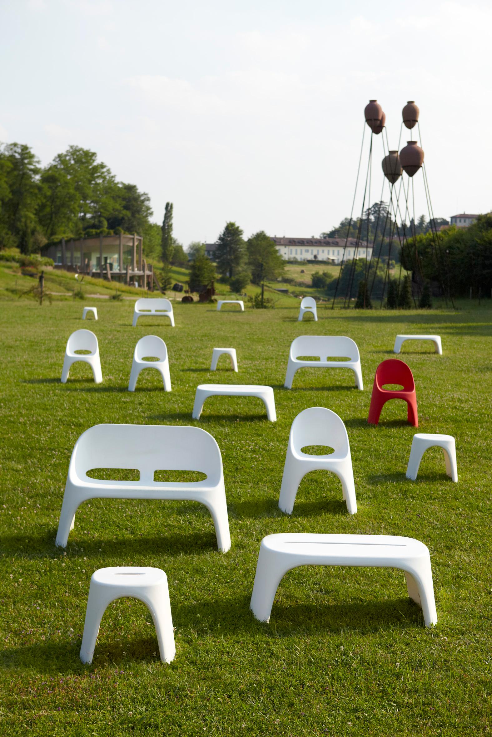 Italian Slide Design Amélie Panchetta Bench in Dove Gray by Italo Pertichini For Sale