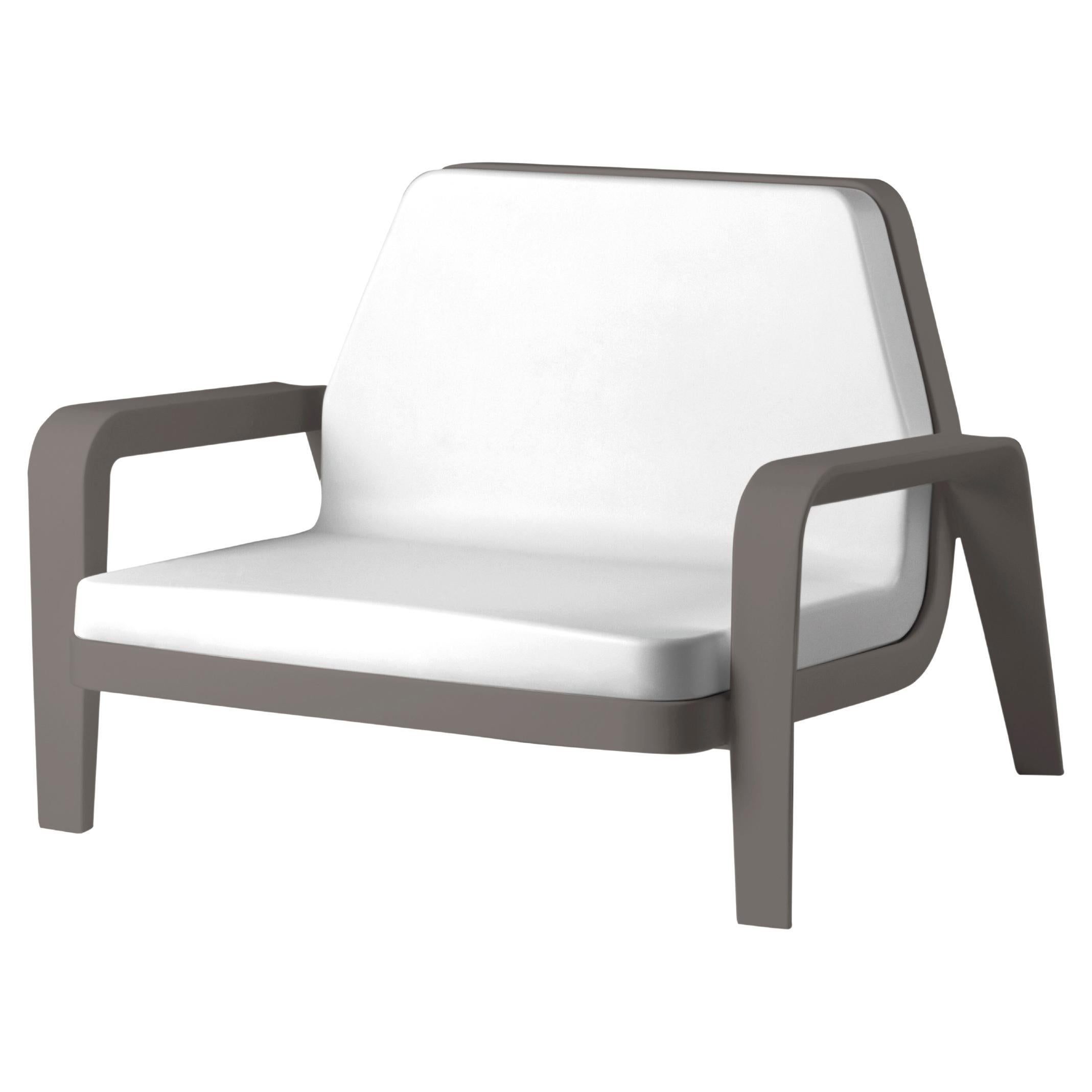 Slide Design America Armchair in Soft White Fabric with Argil Gray Frame