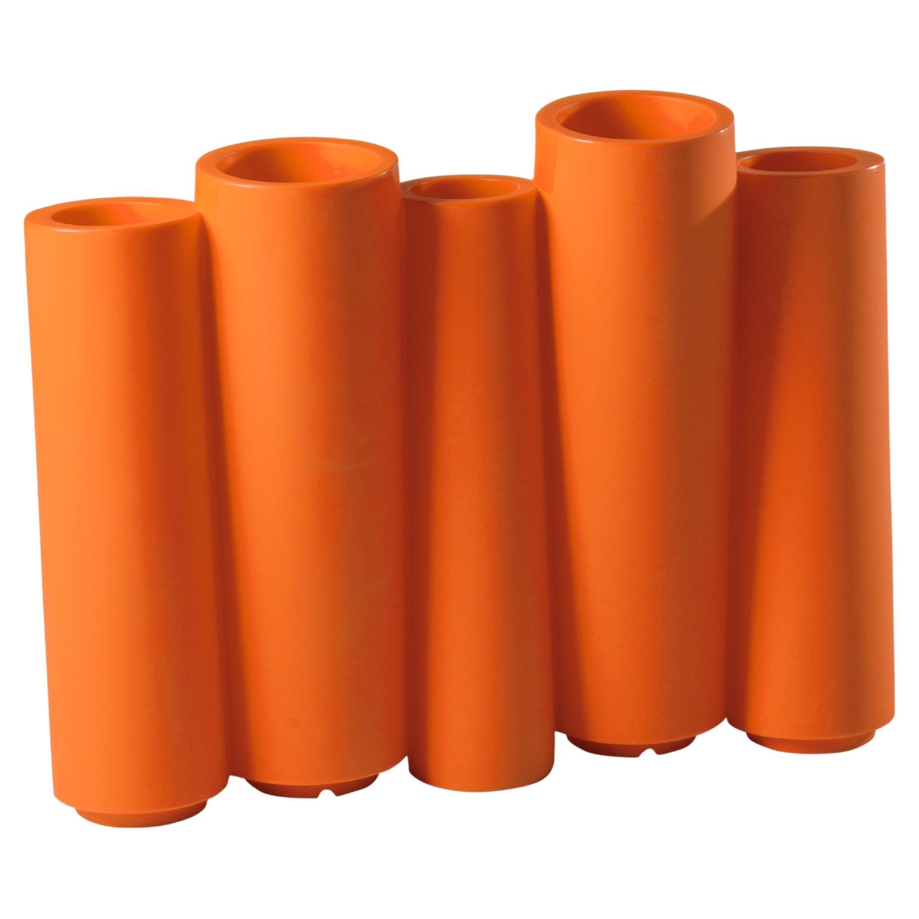 Cache-pot en bambou Slide Design en peau de mouton orange de Tous Les Trois en vente