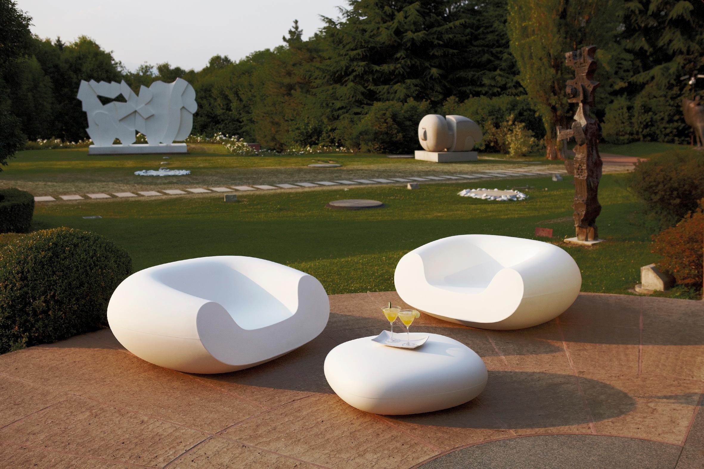 XXIe siècle et contemporain Slide Design Chubby Lounge Armchair en blanc laiteux par Marcel Wanders en vente