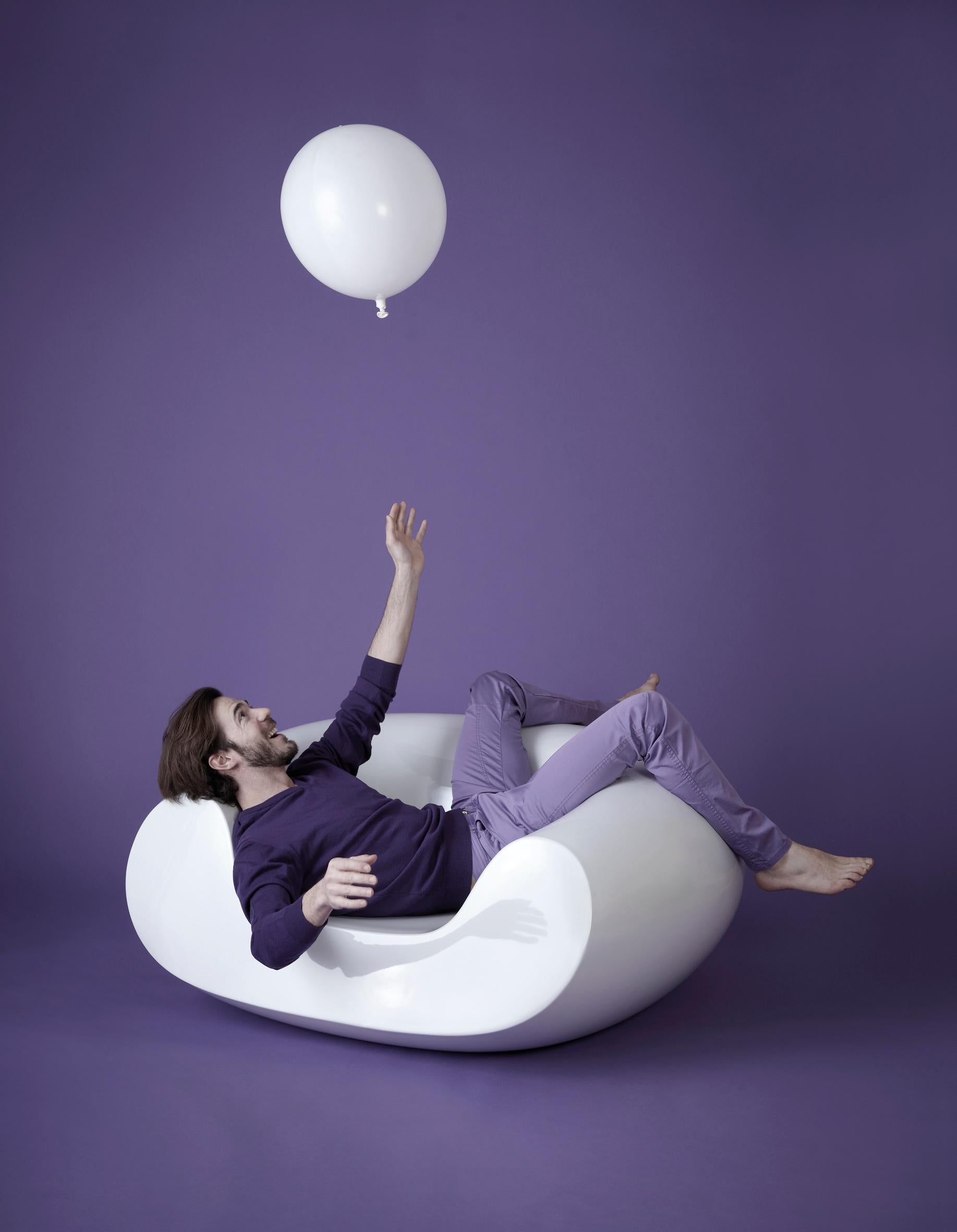 Fauteuil de salon Chubby Design Slide Design en jaune safran par Marcel Wanders en vente 1
