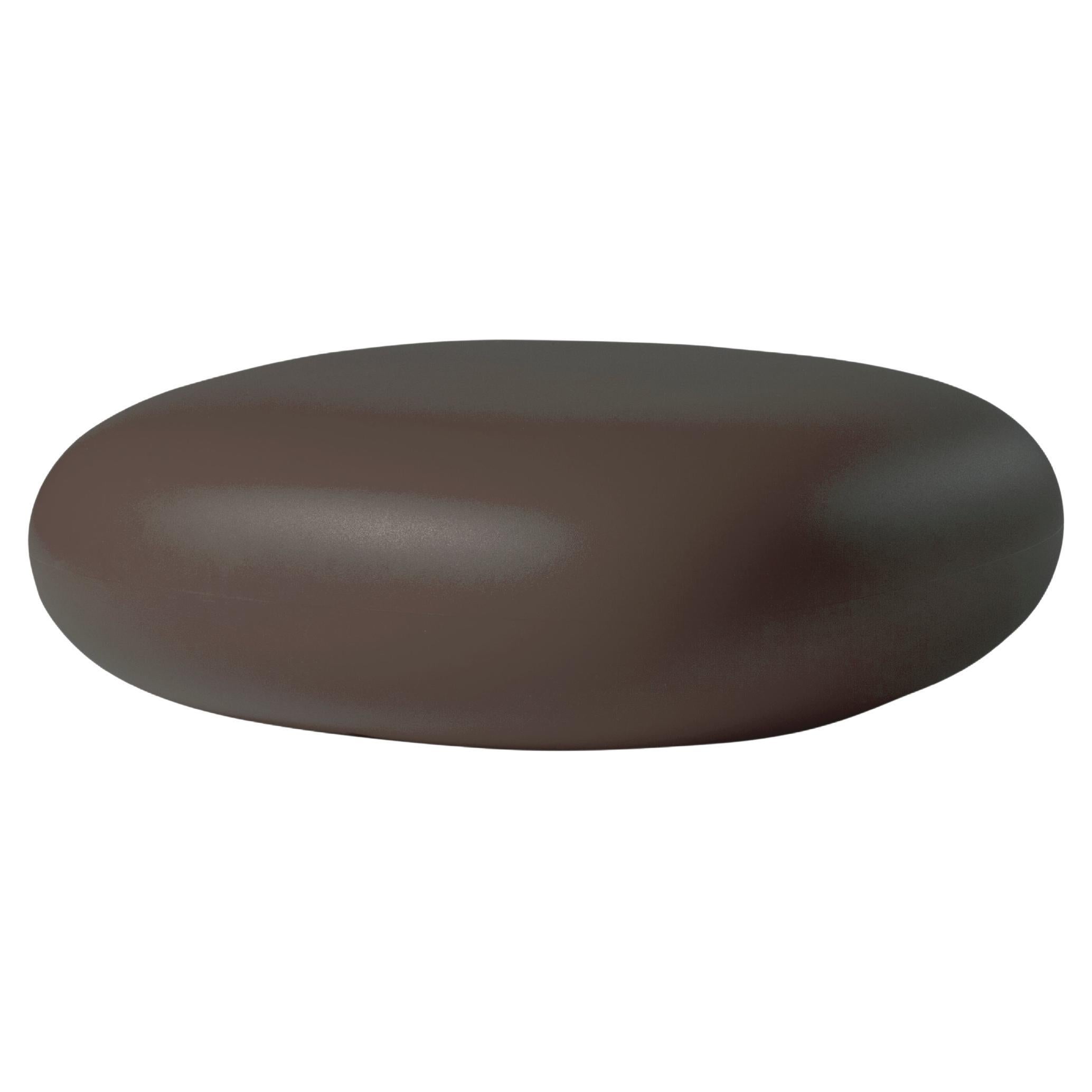 Pouf bas Slide Design en marron chocolat de Marcel Wanders