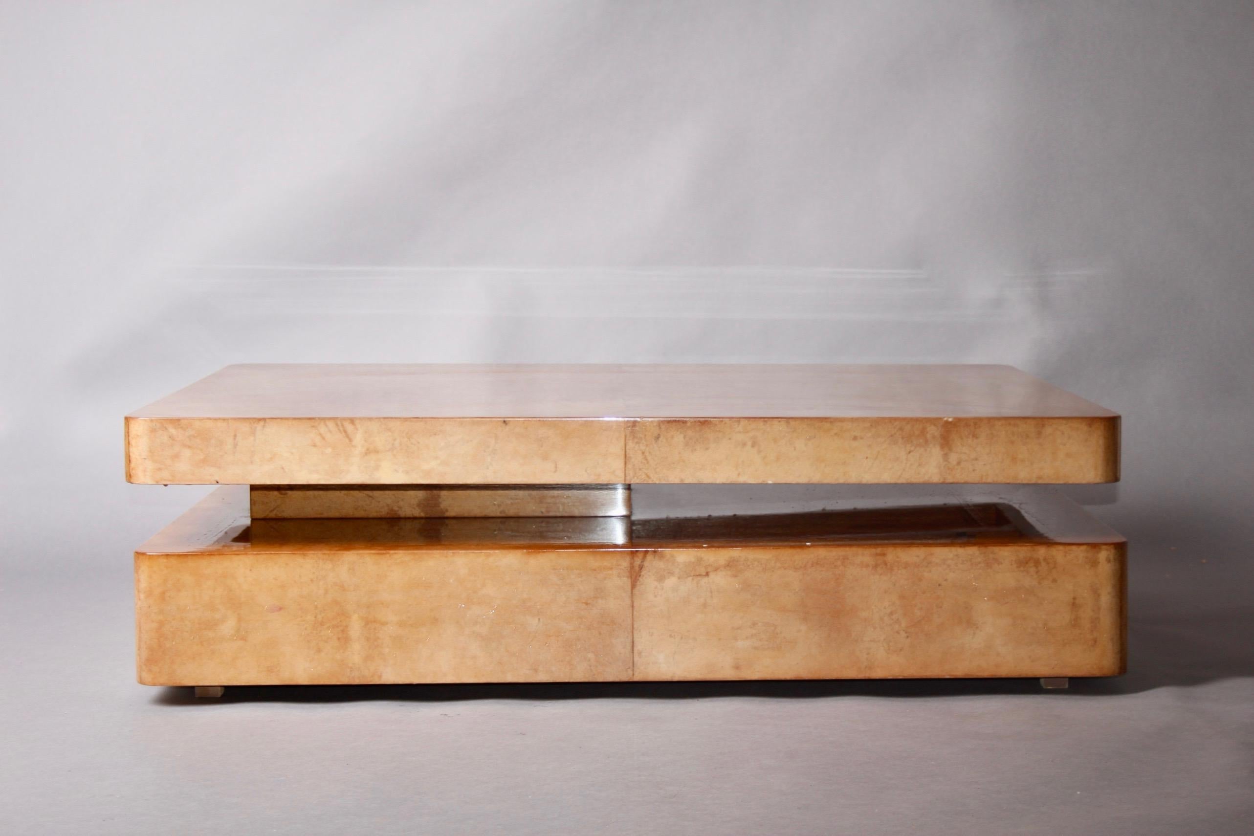 Sliding-Couchtisch von Aldo Tura, Italien, 1970er Jahre im Zustand „Relativ gut“ in grand Lancy, CH