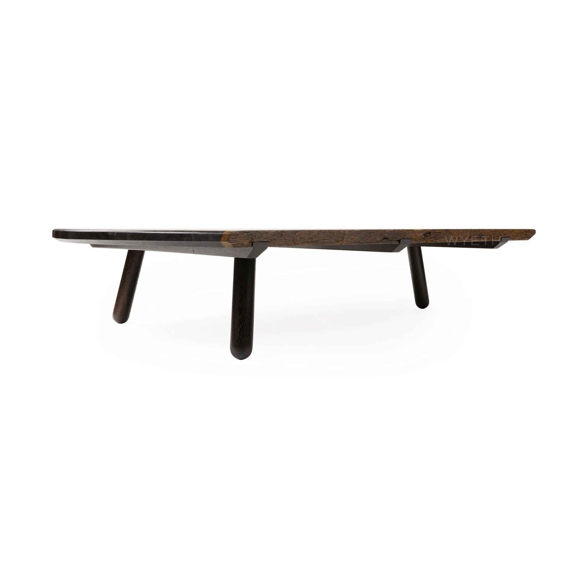 Américain Table basse à queue d'aronde coulissante, fabriquée sur commande en vente