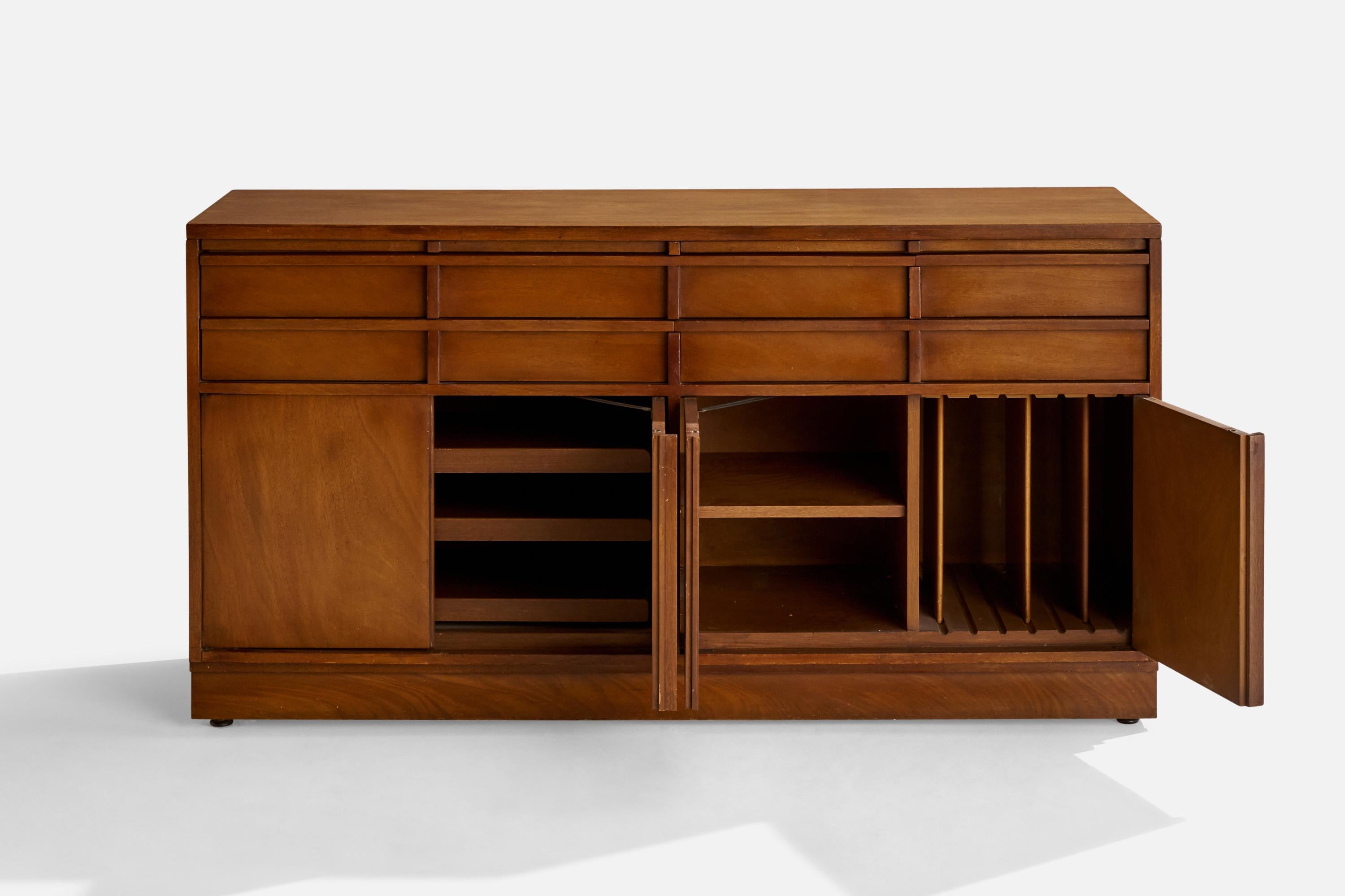 American Sligh Furniture, Cabinet, Maple, USA, 1950s For Sale