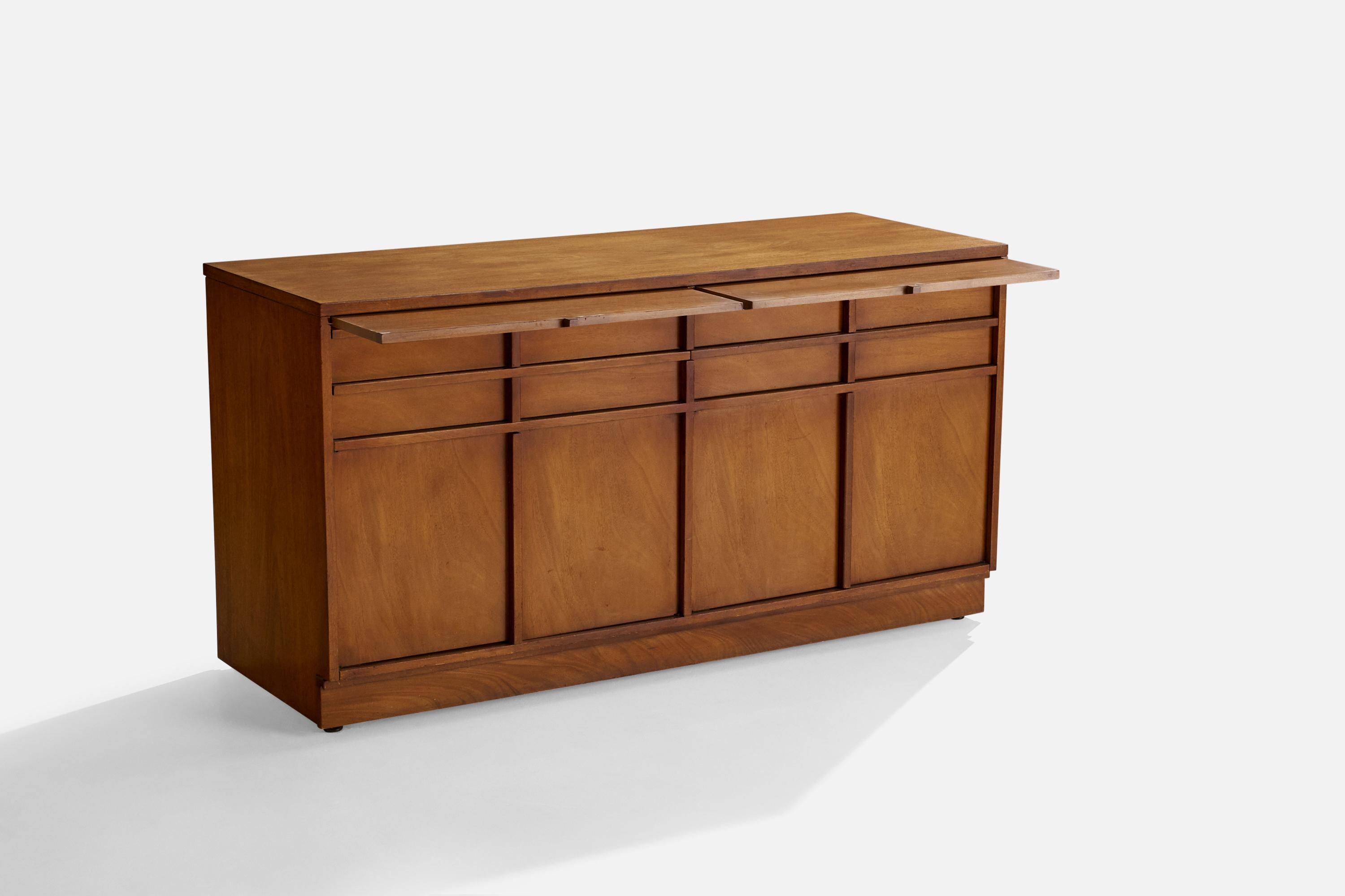 Sligh Furniture, Cabinet, Maple, USA, 1950s For Sale 3