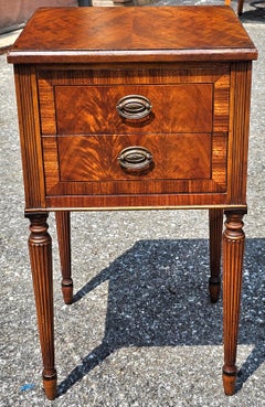 Sligh Furniture Hepplewhite Crotch Mahogany Crossbanded Bedside Table Nightstand