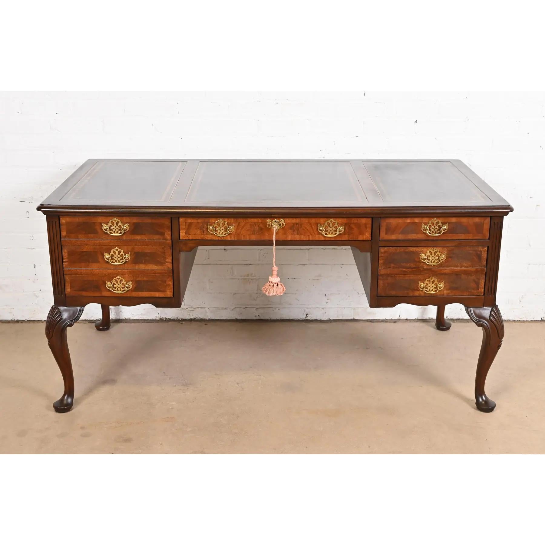 American Sligh Georgian Flame Mahogany Leather Top Executive Writing Desk