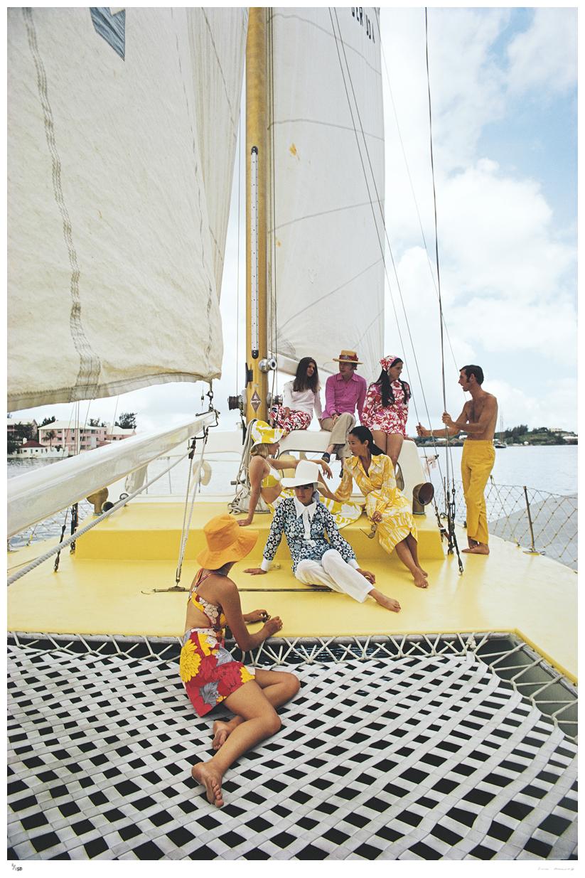 Un équipage coloré 1970 - Slim Aarons Estate Stamped