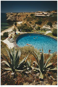 Piscina dell'hotel Algarve  1970 - Slim Aarons timbrato dalla casa madre