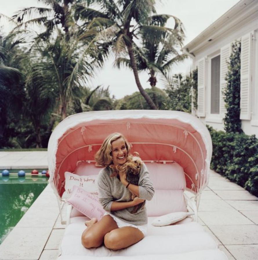 Alice Topping 
1959
by Slim Aarons

Slim Aarons Limited Estate Edition

Socialite Alice Topping by a swimming pool in Palm Beach, Florida, 1959. 

unframed
c type print
printed 2023
16×16 inches - paper size


Limited to 150 prints only – regardless