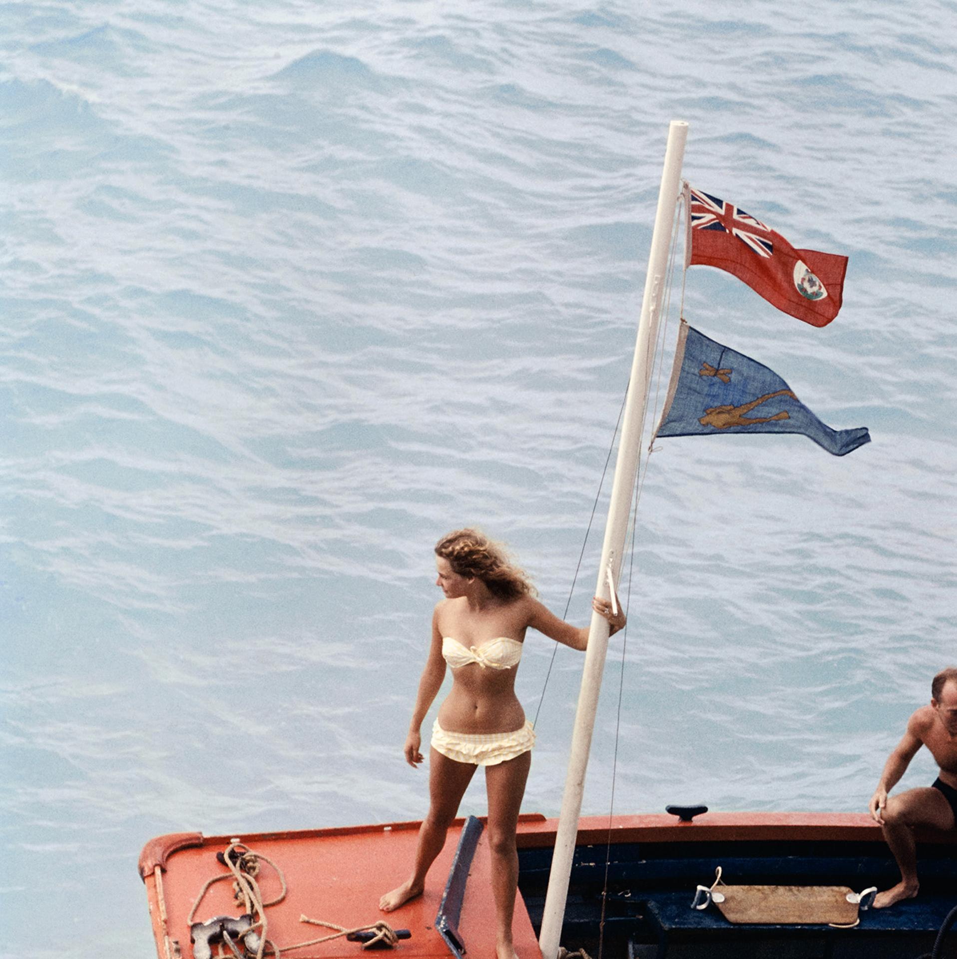 Isola di Andros, Bahamas, Edizione Estate, Ritratto fotografico - Landscape Photograph Grigio di Slim Aarons