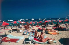 1977 Slim Aarons - « Beach At St. Tropez » - Édition limitée