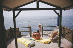 Cabaña de playa en Antibes, Estate Edition, Fotografía moderna de mediados de siglo