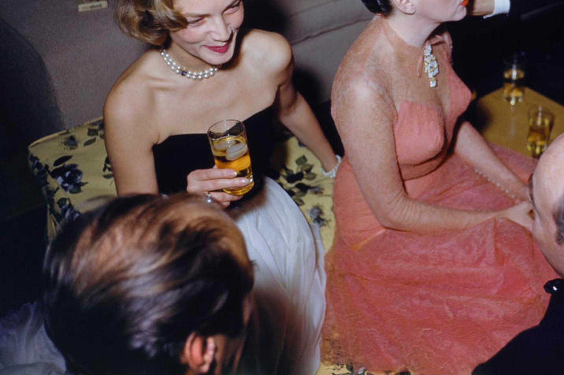 Fiesta en Beverly Hills, Los Ángeles, Edición de finca, Fotografía de retrato en venta 2