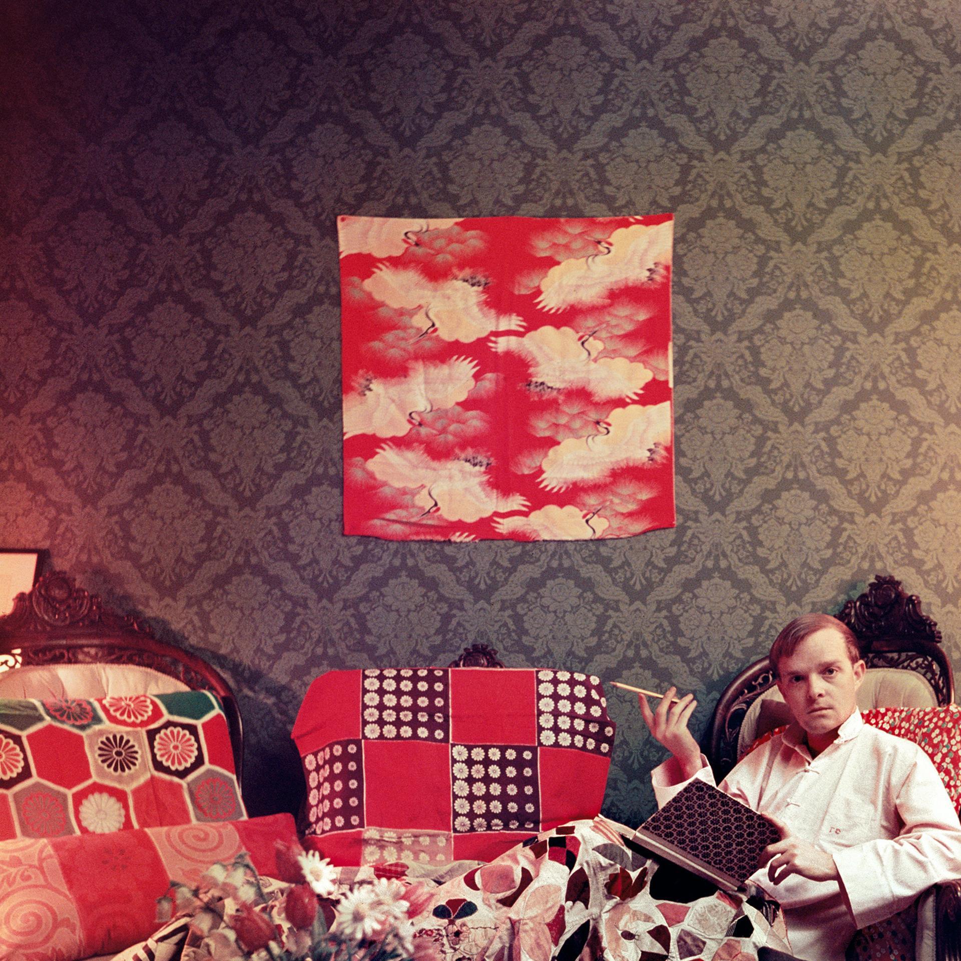 Capote en casa, Nueva York, Estate Edition, Fotografía de retrato en venta 2