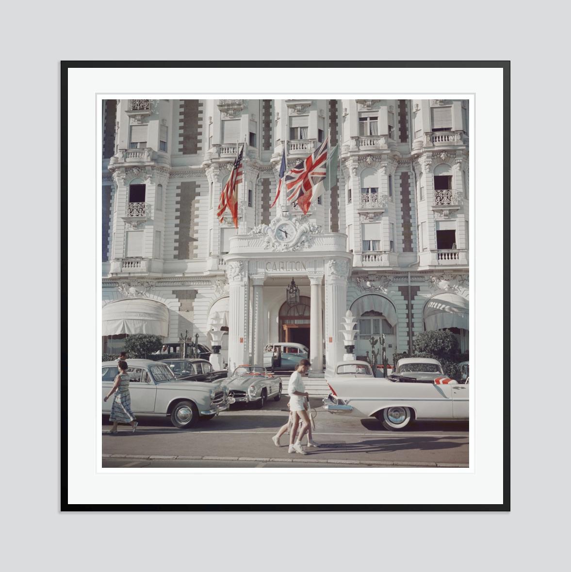 Carlton Hotel 1958 Slim Aarons Estate Stamped Edition  For Sale 3