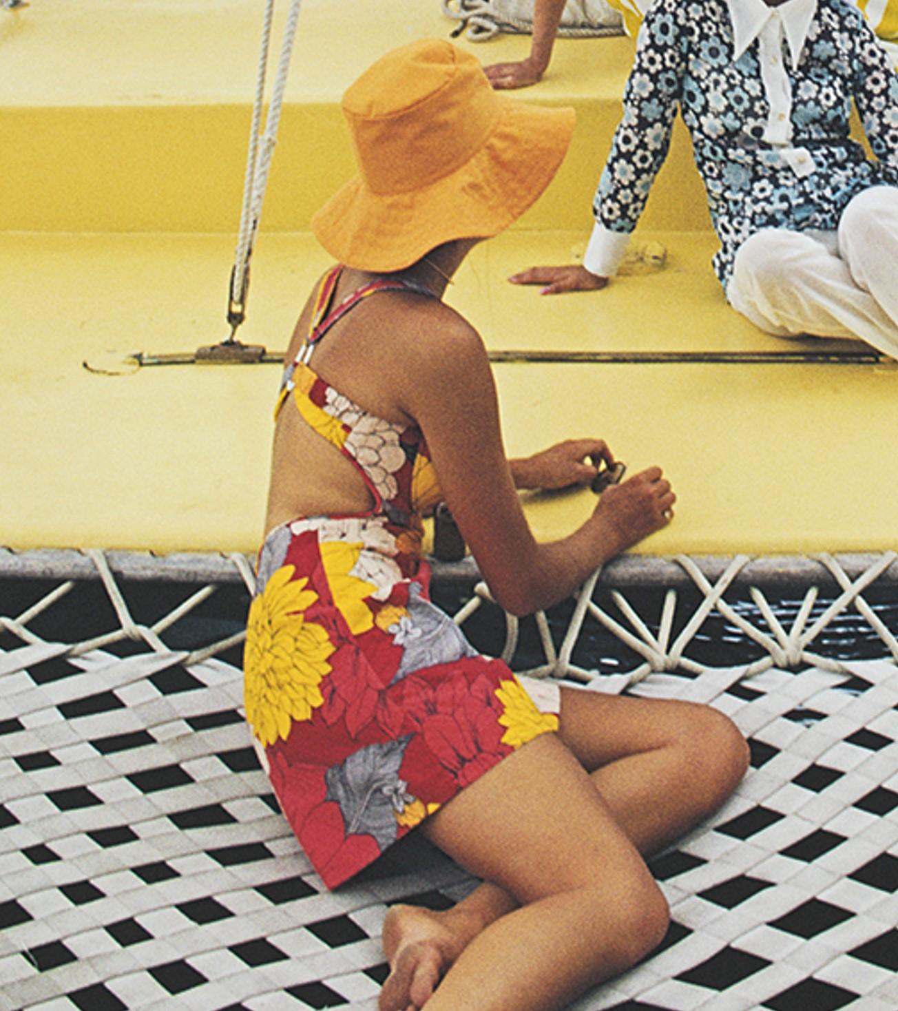 Colorful Crew, 1970 - Bermuda Sailing Island Living Yacht Day Trips Bermuda par Slim Aaron

Tirage 16 x 20