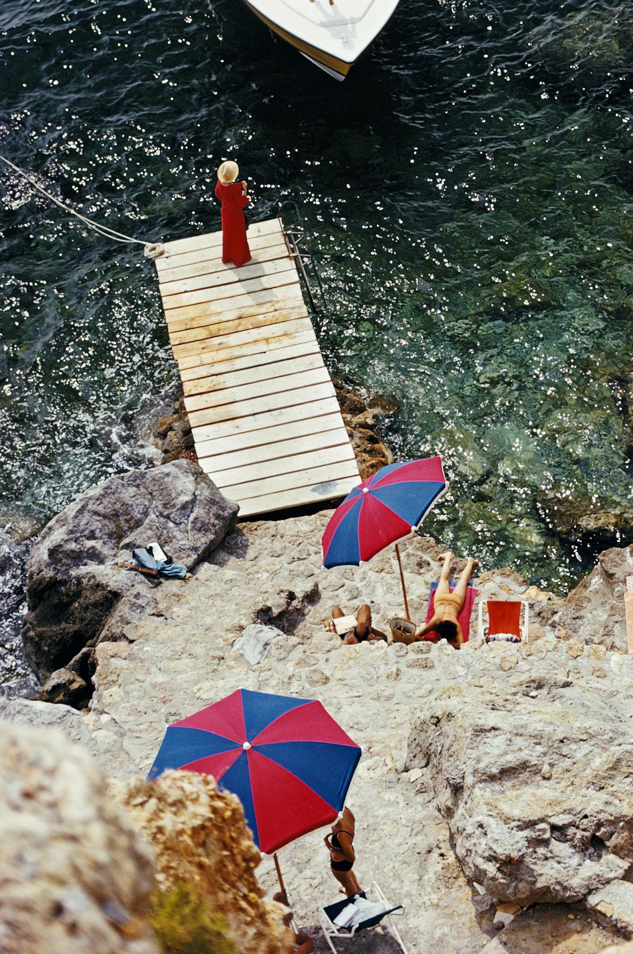 Coming Ashore, Italy, Estate Edition, Landscape Photograph For Sale 3