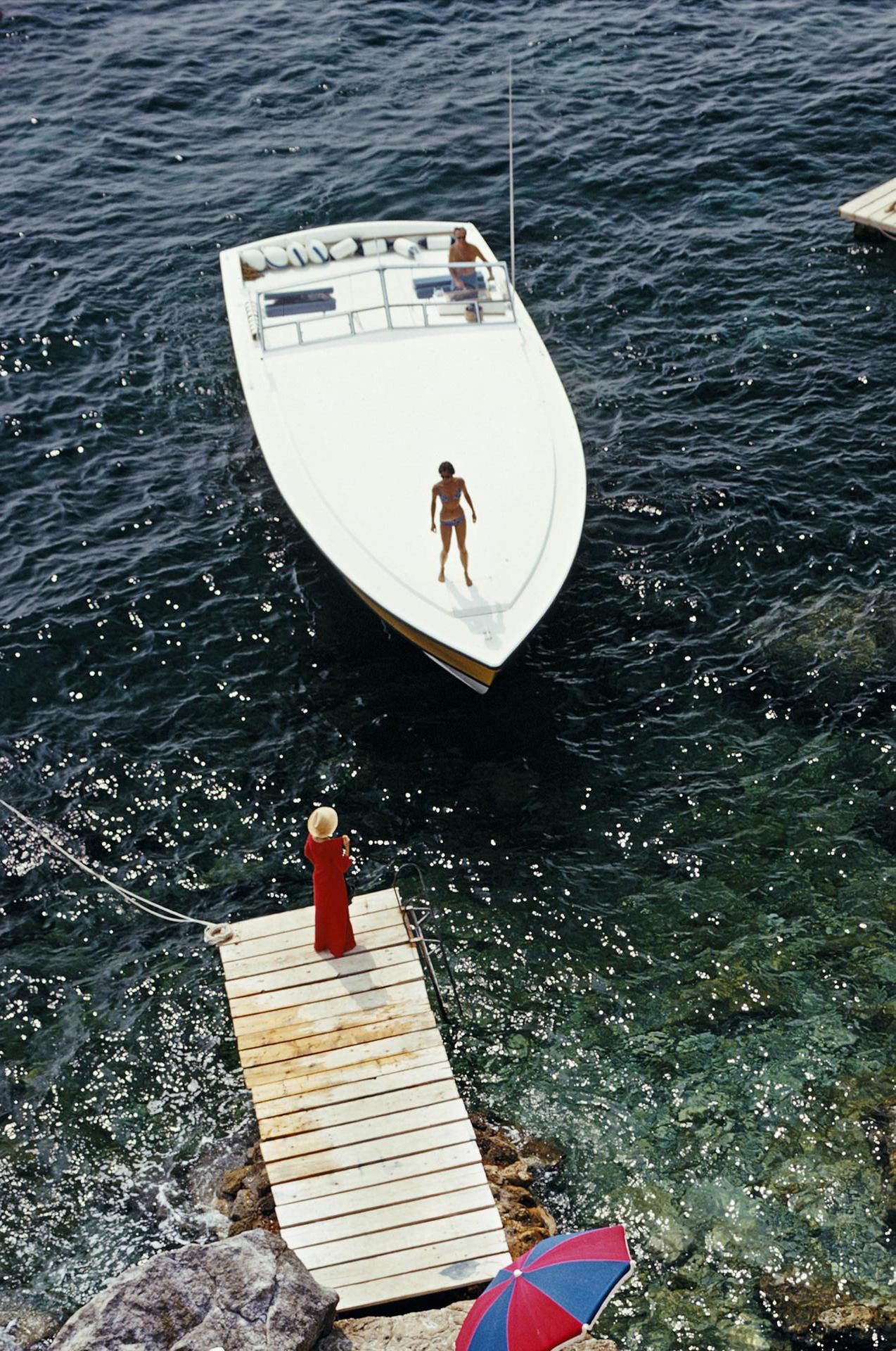 Coming Ashore, Italy, Estate Edition, Landscape Photograph For Sale 4