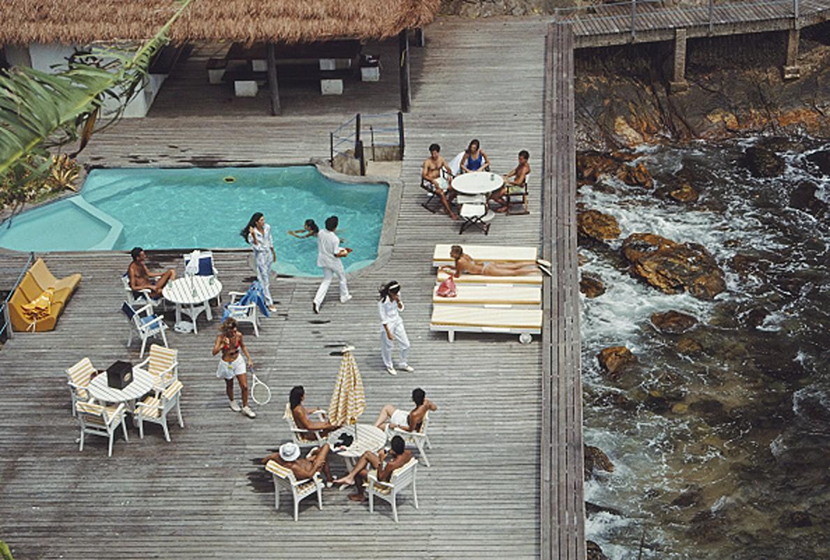 Landscape Photograph di Slim Aarons - Decking by the Sea - Fotografia digitale stampata in edizione limitata A.I.C.