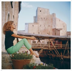 Dolores Guinness 1965 - Timbro della tenuta Slim Aarons