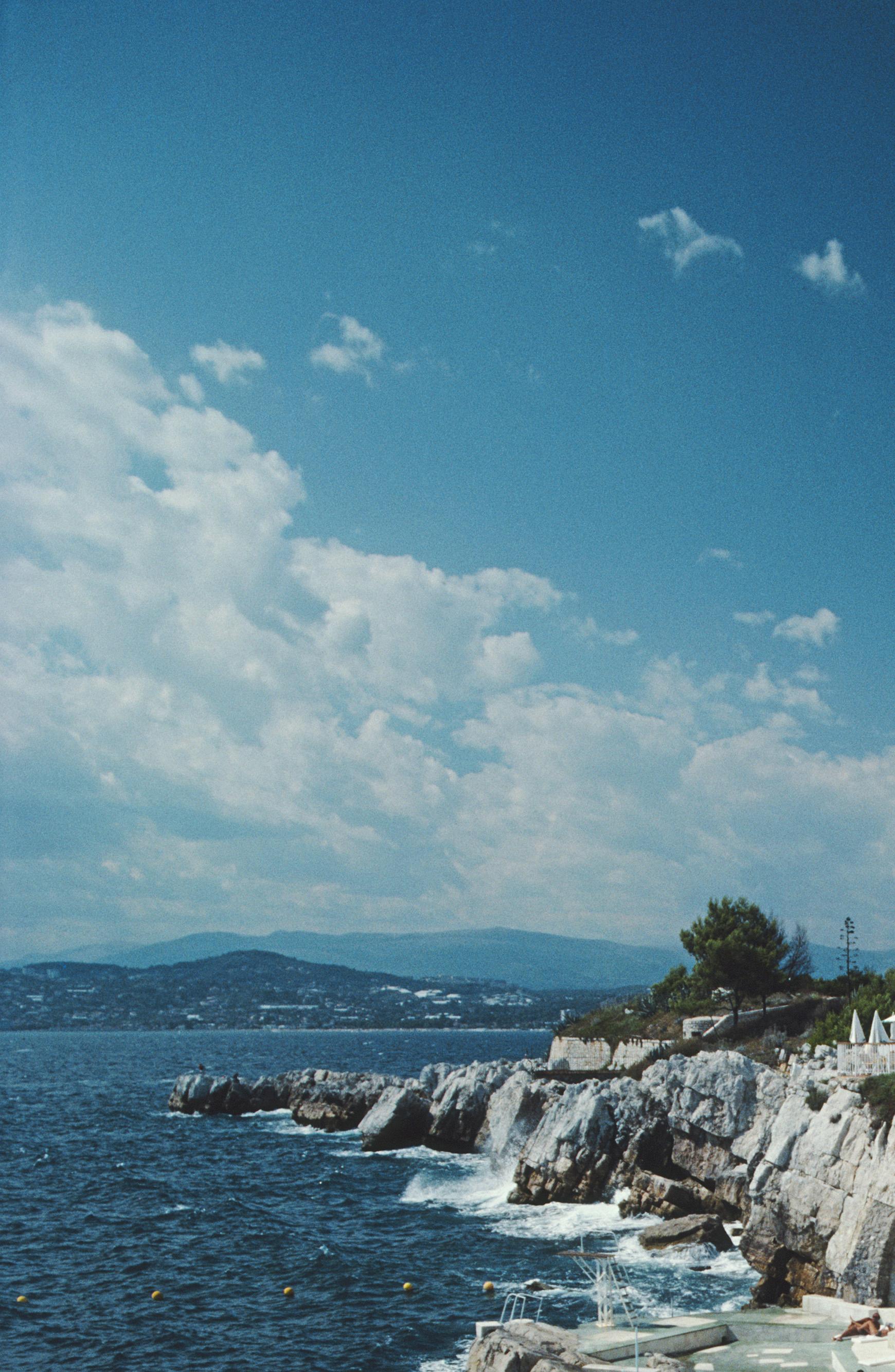 Eden-Roc Pool, France, Estate Edition Photograph For Sale 4