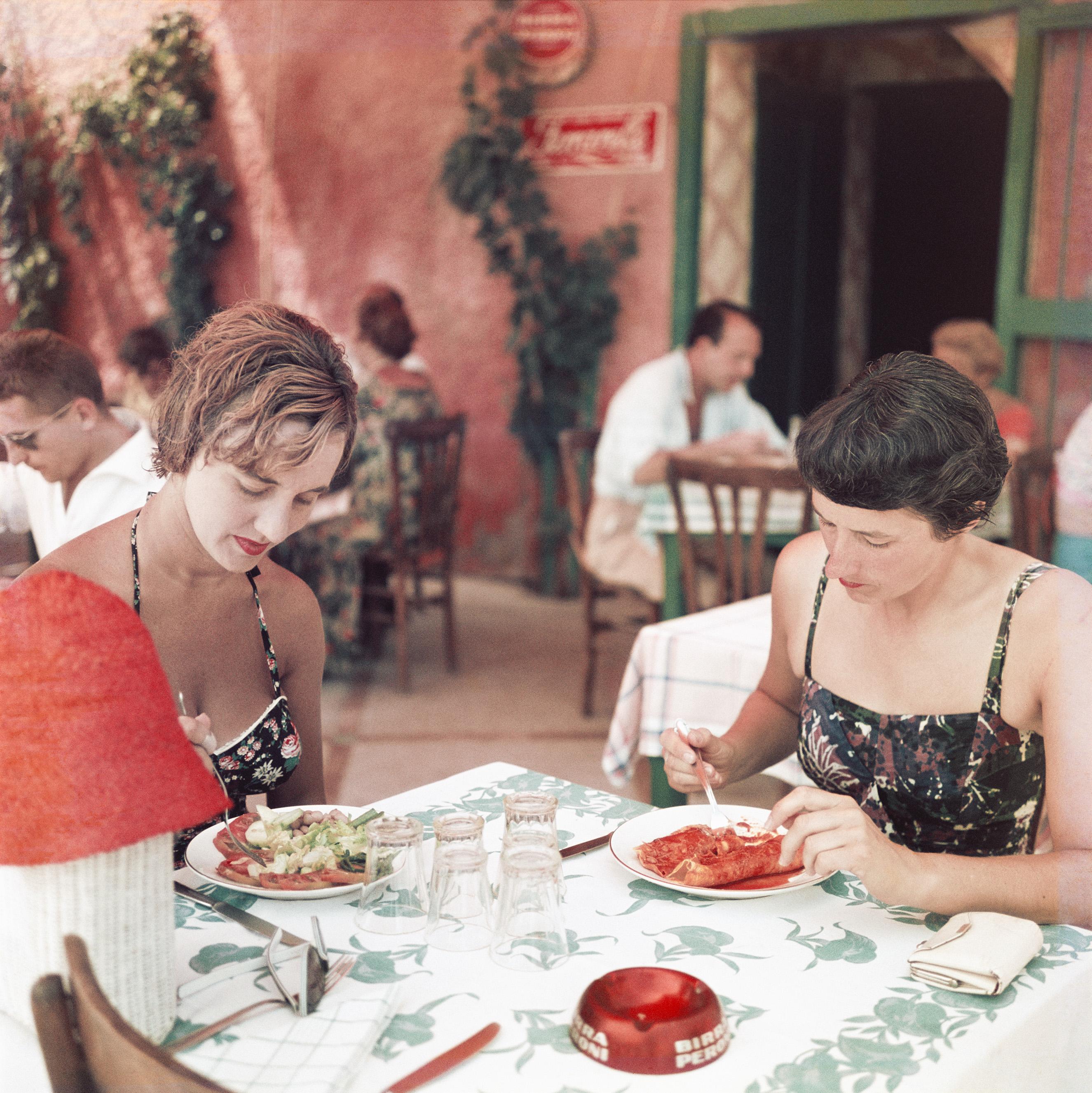 Slim Aarons Portrait Photograph – Edna Lewis, Nachlass-Ausgabe