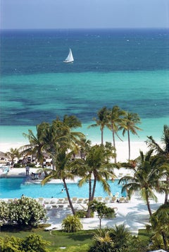Freeport Beach Slim Aarons Estate Stamped Print (imprimé estampillé)