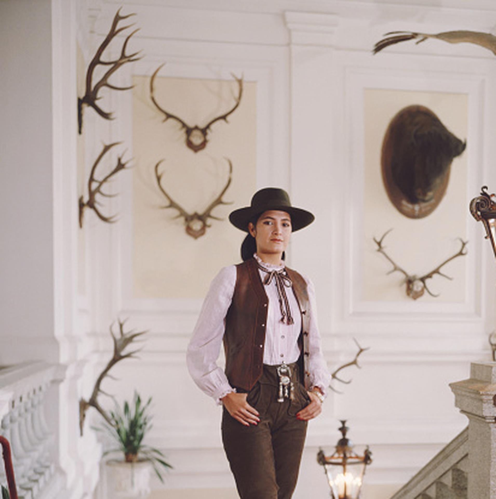 Gloria Andion, République tchèque, Edition Modern, Photographie du milieu du siècle dernier en vente 1