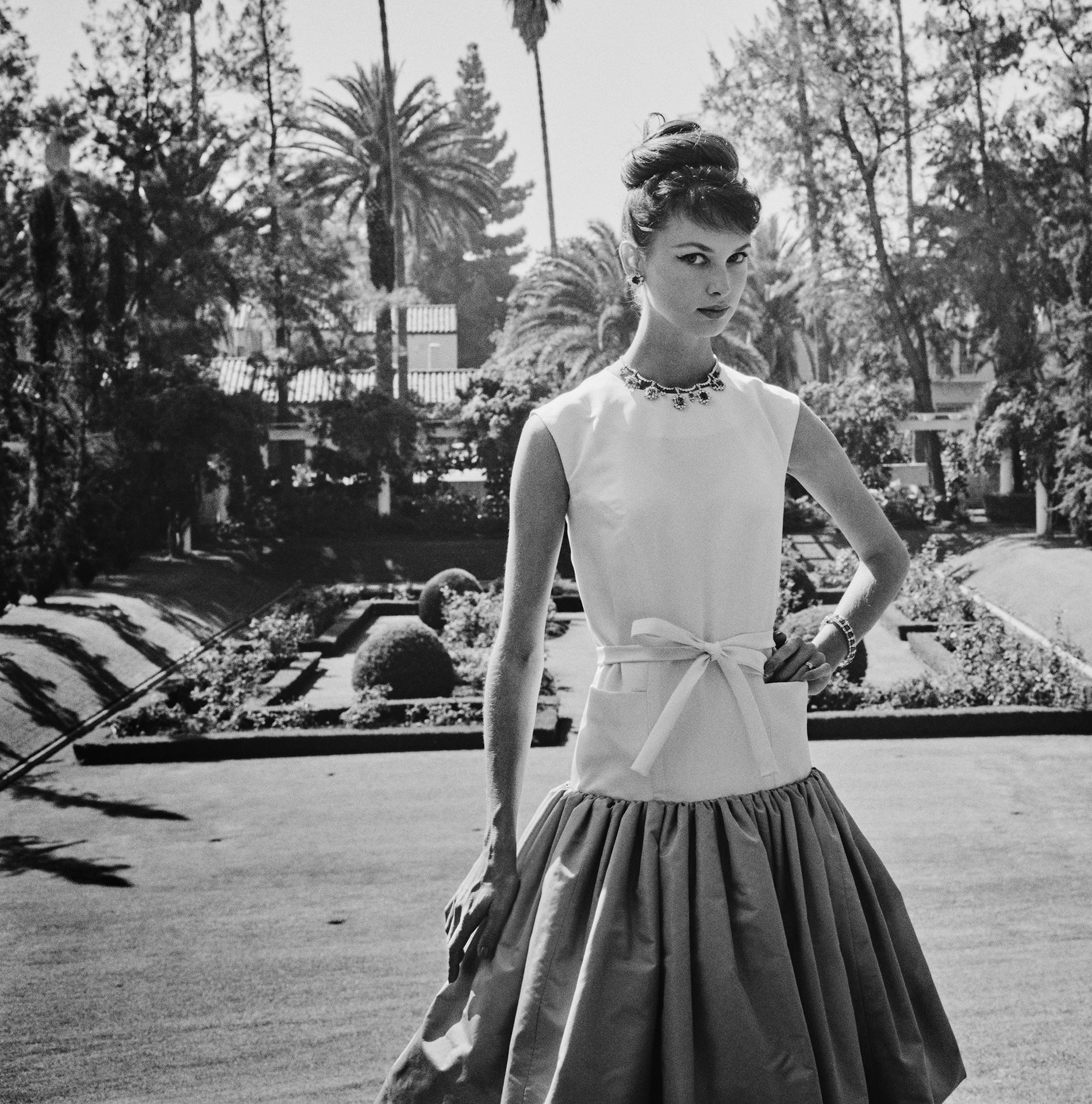 Gretchen Van de Kamp Ward En Gustave Tassell, Edición Estate, Foto Retrato en venta 3