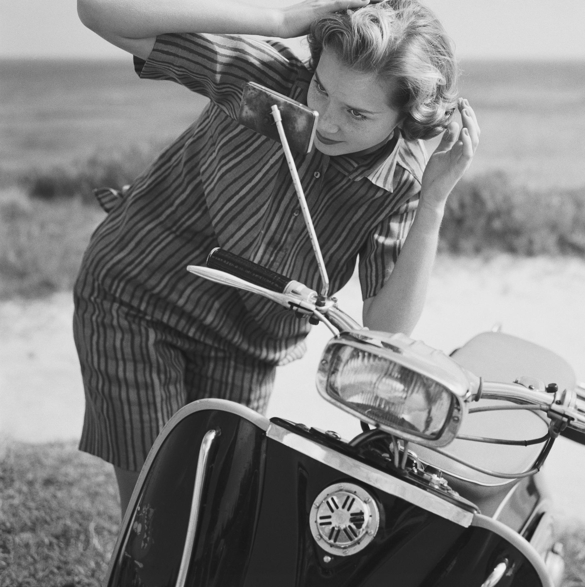 Comprobación del pelo en vacaciones, Bermudas, Edición limitada, Fotografía de retrato en venta 3