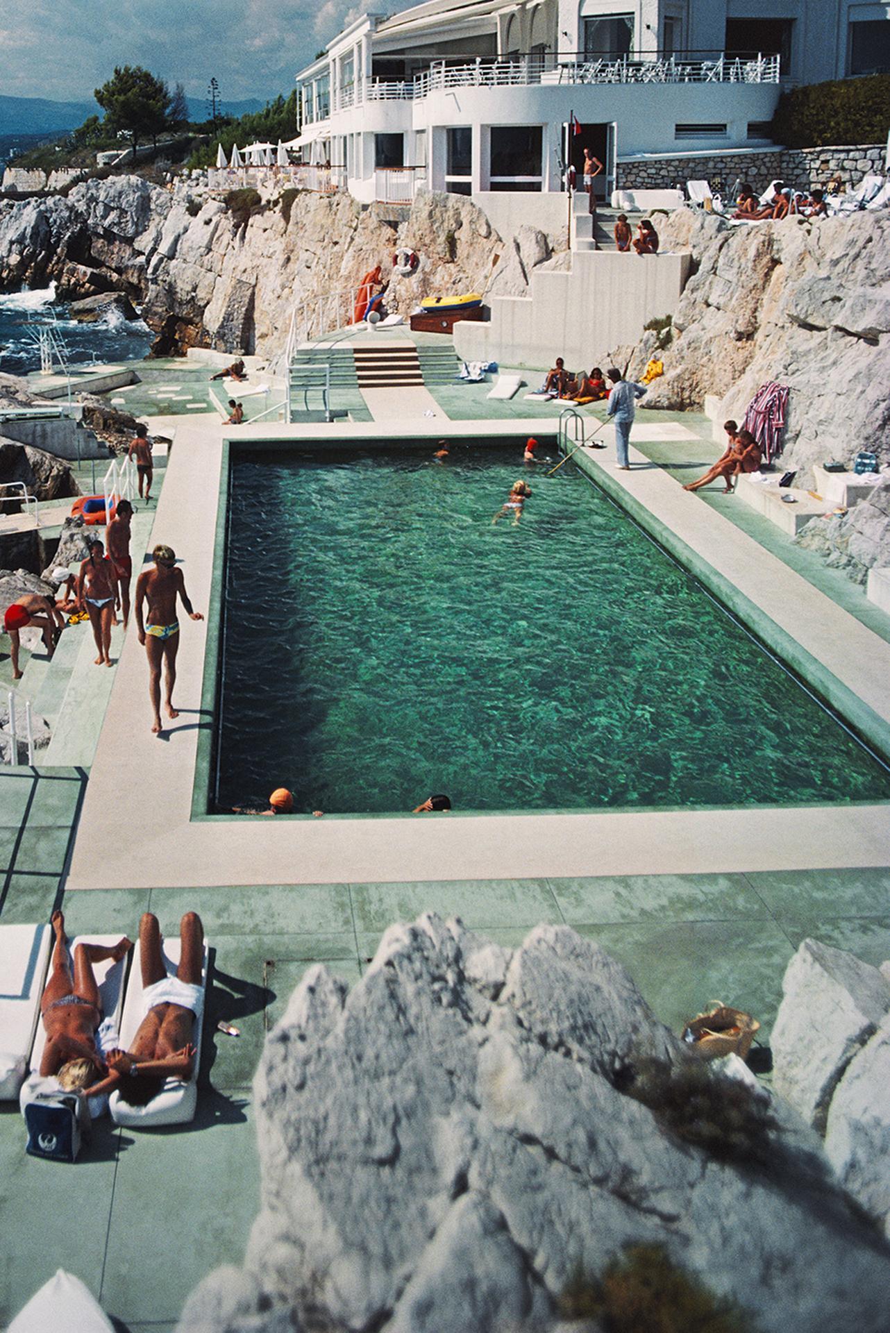 Hôtel du Cap Eden-Roc, Estate Edition Photograph, Poolside in Antibes For Sale 4