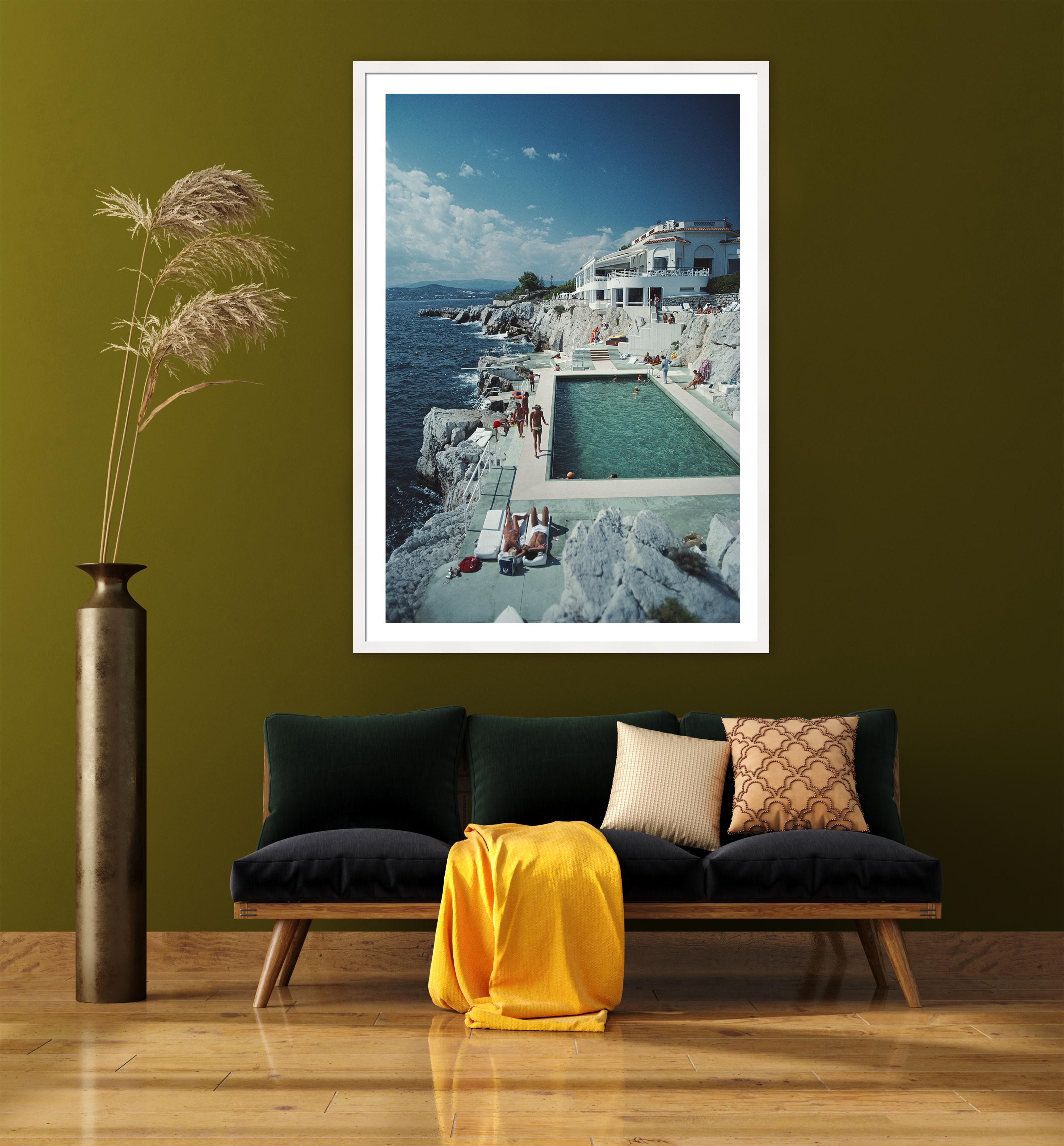 Htel du Cap Eden-Roc Estate Edition Fotografie: „Poolside in Antibes“ im Angebot 2