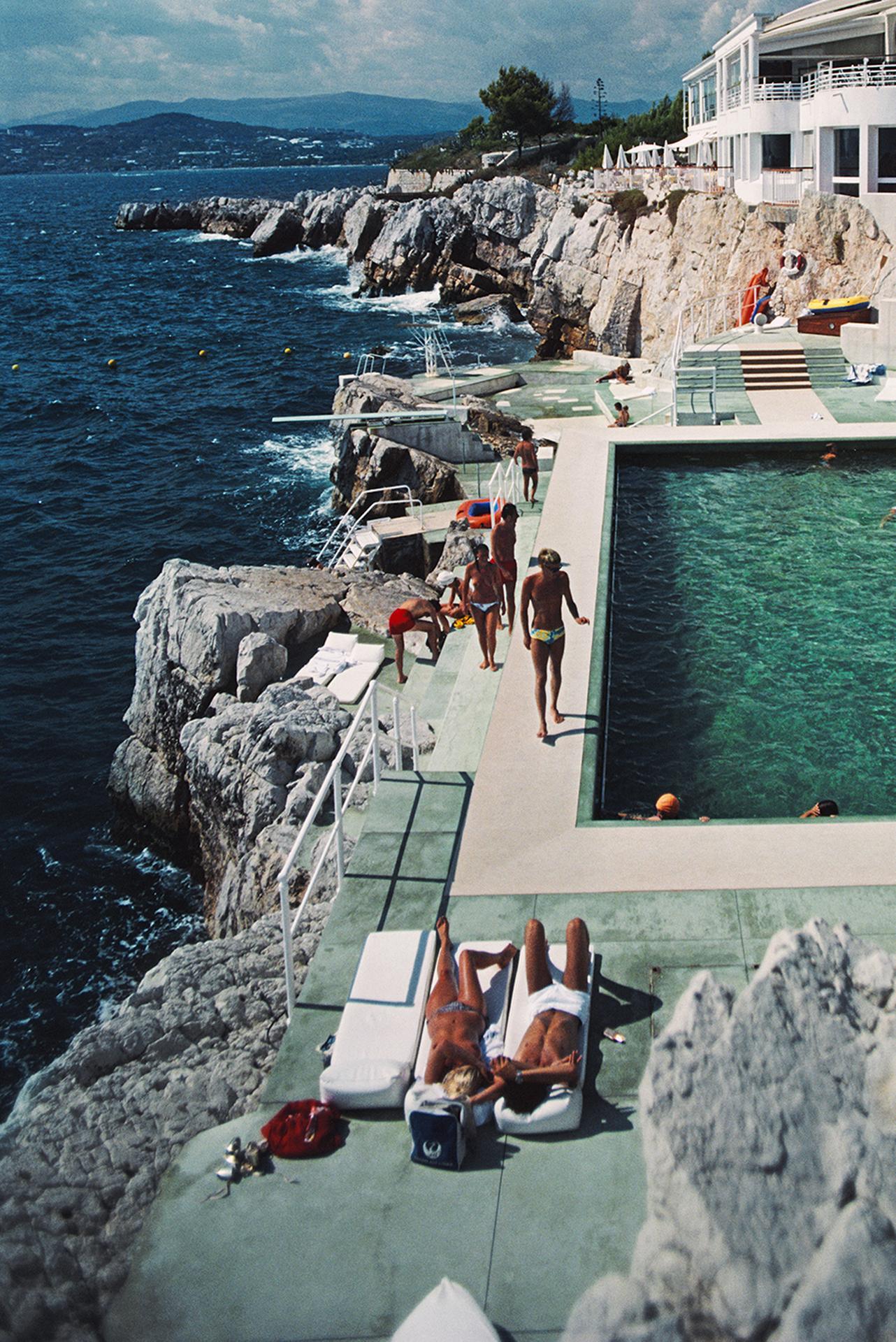 Hôtel du Cap Eden-Roc, Estate Edition Photograph, Poolside in Antibes For Sale 5
