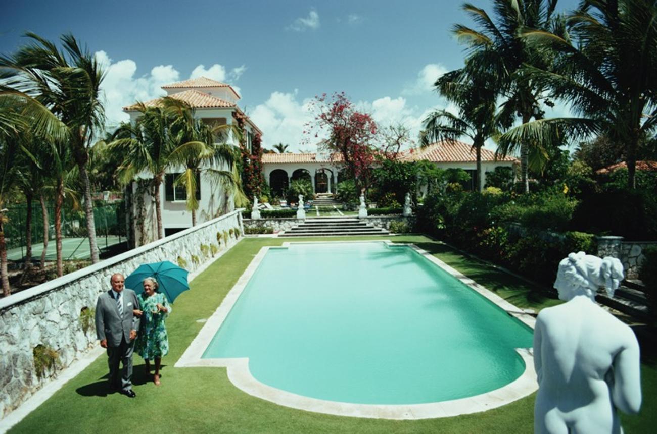 Lyford Cay 
1974
by Slim Aarons

Slim Aarons Limited Estate Edition

Lord and Lady Martonmere in the garden of the Villa El Mirador, their Lyford Cay home, April 1974. 

unframed
c type print
printed 2023
16×20 inches - paper size


Limited to 150