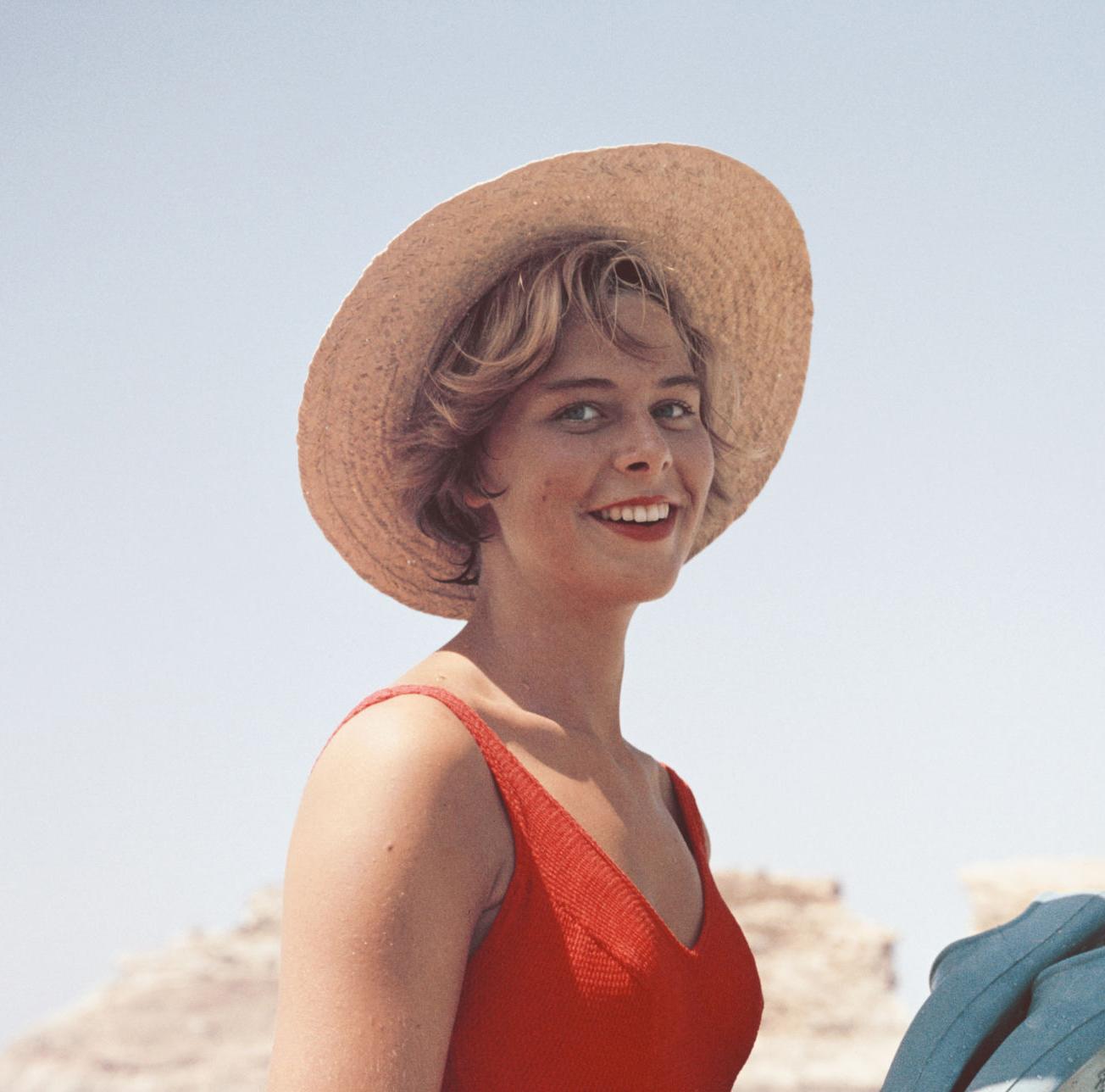 Marietine Birnie, Malta, Edición limitada, Fotografía de retrato - Photograph de Slim Aarons