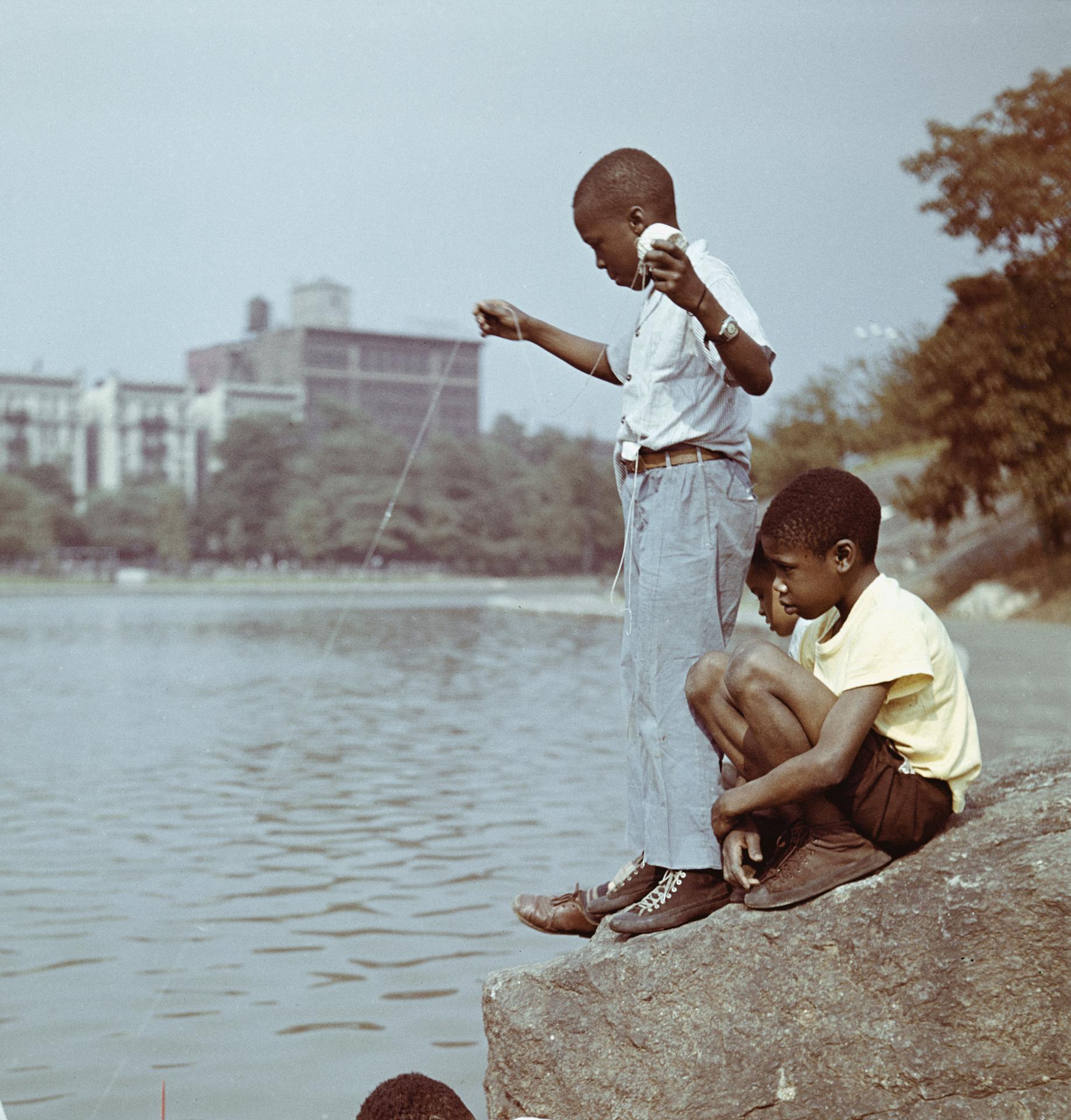 Model Boat Sailing, New York, Estate Edition, Portrait Photograph - Gray Color Photograph by Slim Aarons