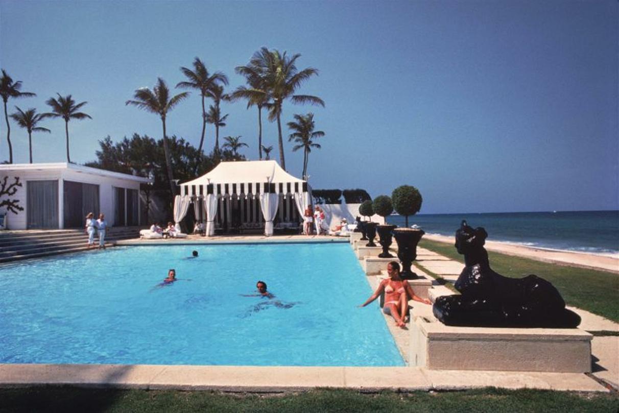 Molly Wilmot’s Pool 
1982
by Slim Aarons

Slim Aarons Limited Estate Edition

The swimming pool at the home of Molly Wilmot in Palm Beach, Florida, April 1982.

unframed
c type print
printed 2023
20 x 24"  - paper size

Limited to 150 prints only –