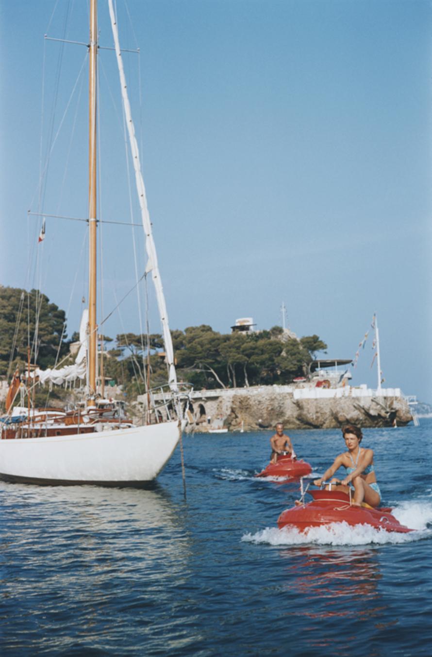 Monte Carlo 
1956
by Slim Aarons

Slim Aarons Limited Estate Edition

A man and a woman on jet skis off the coast of Monte Carlo, Monaco, 1956

unframed
c type print
printed 2023
20 × 16 inches - paper size


Limited to 150 prints only – regardless